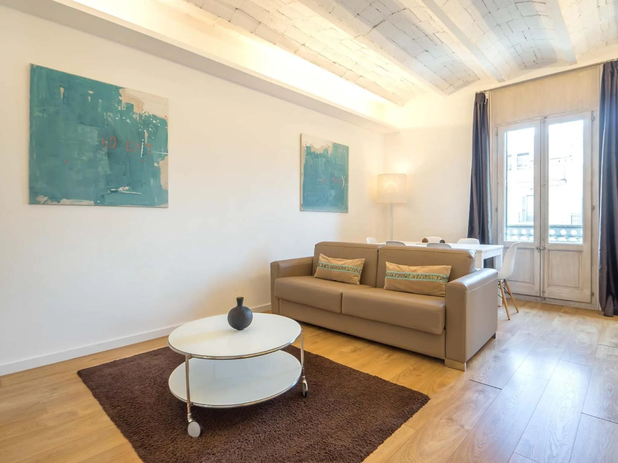 Living room in Rent Top Apartments Rambla Catalunya