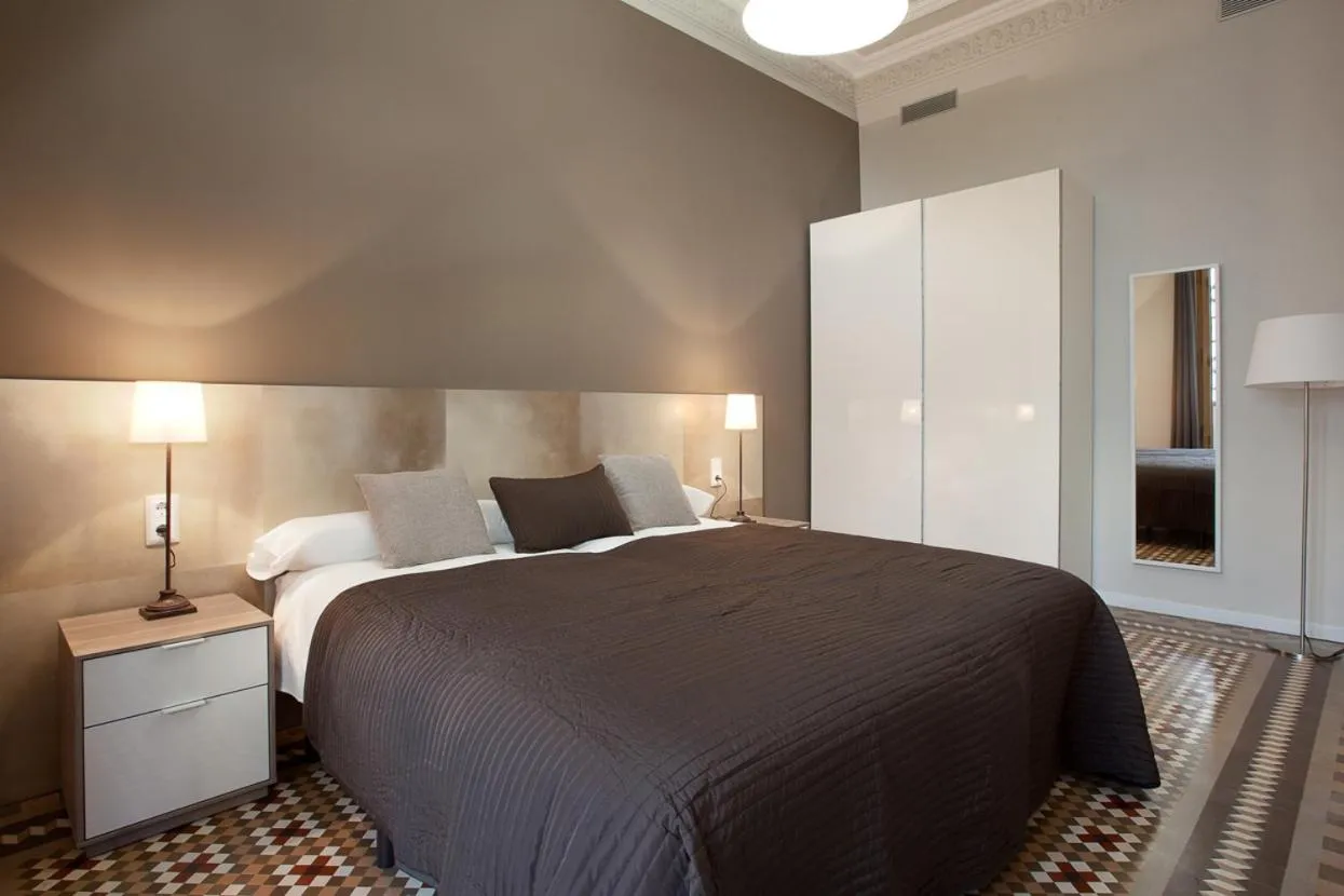 Bed in Rent Top Apartments Rambla Catalunya