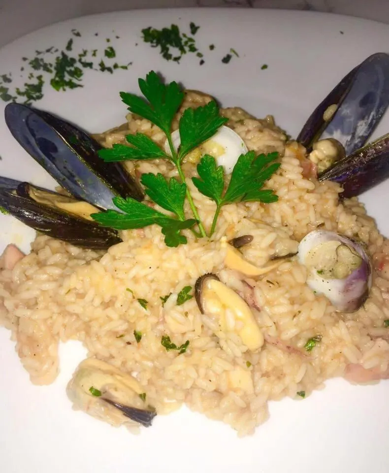 Food in Albergo 2 Mari