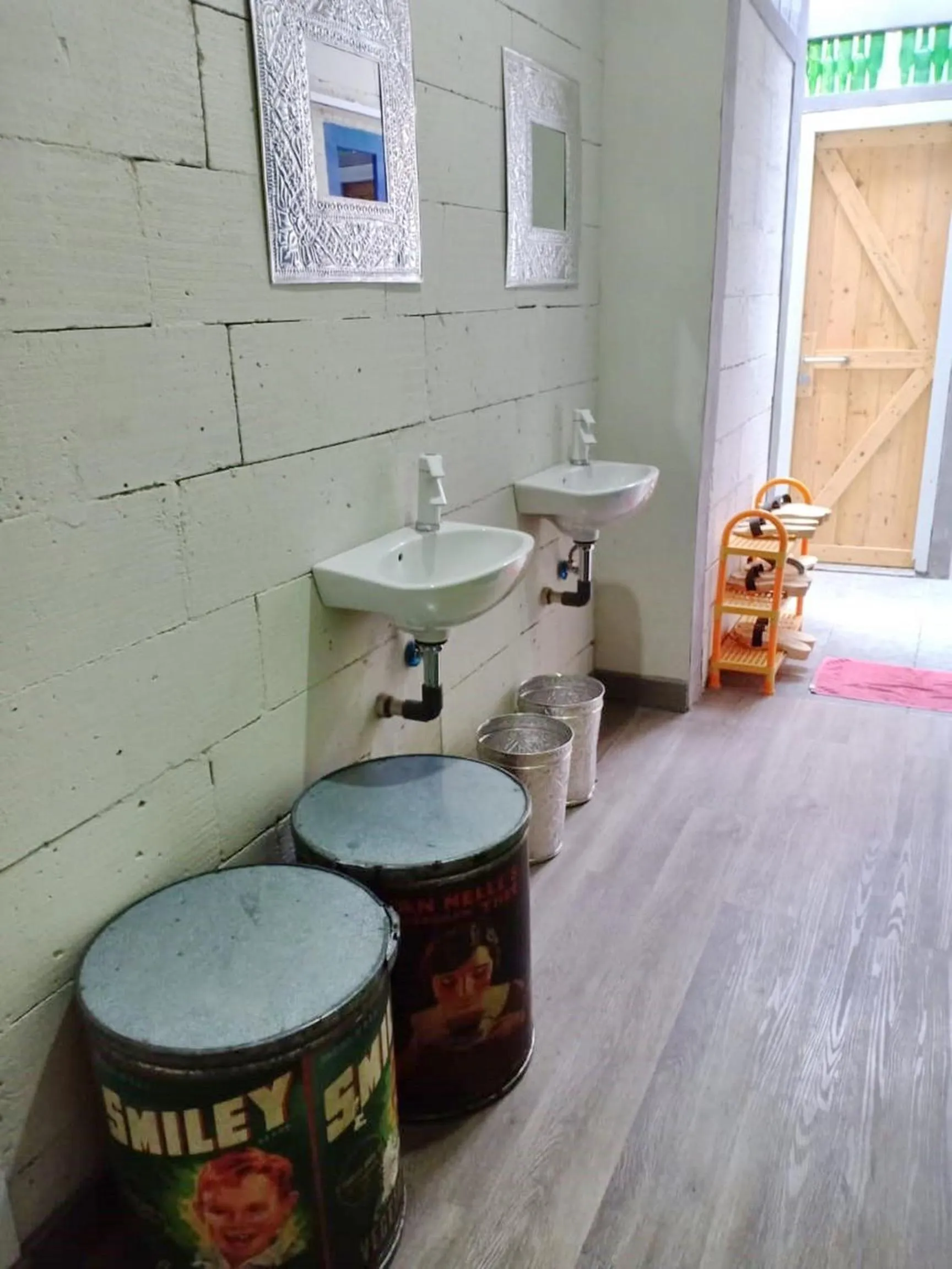 Jeng Tini Guest House