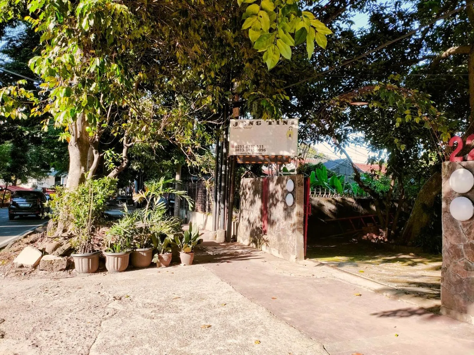 Street view in Jeng Tini Guest House