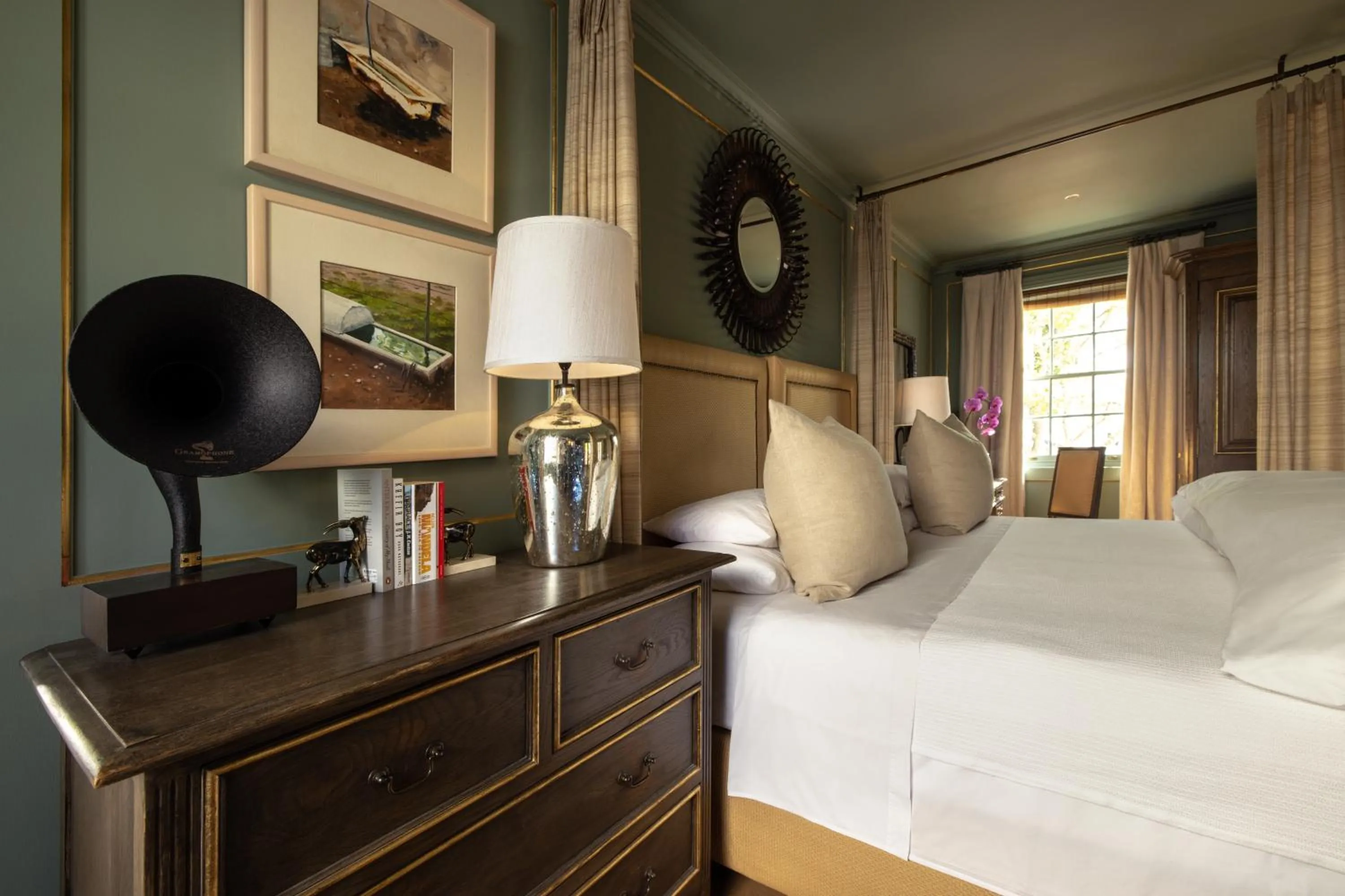 Decorative detail, Bed in Akademie Street Boutique Hotel