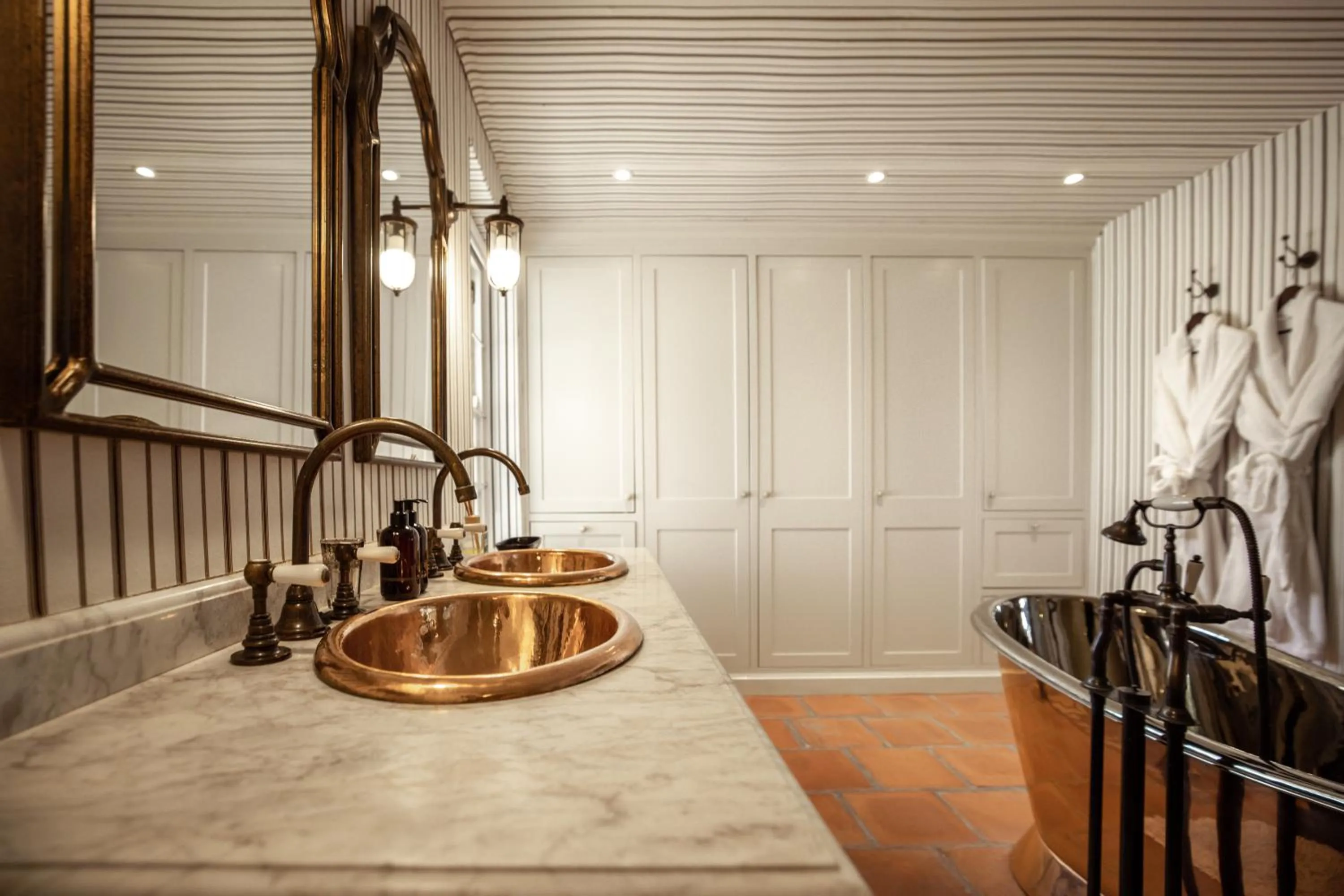 Bathroom in Akademie Street Boutique Hotel