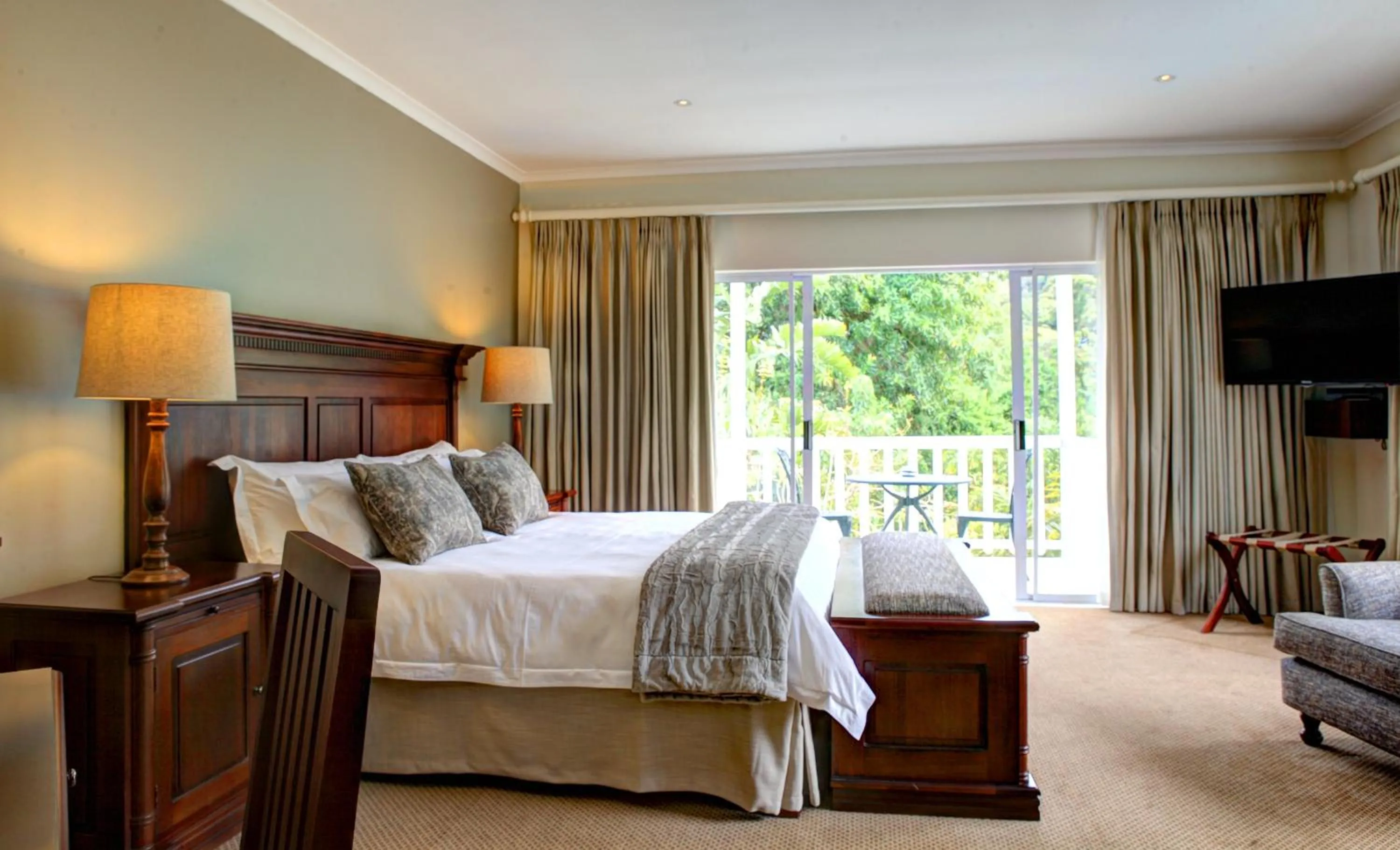 Bedroom, Bed in Cinnamon Boutique Guest House