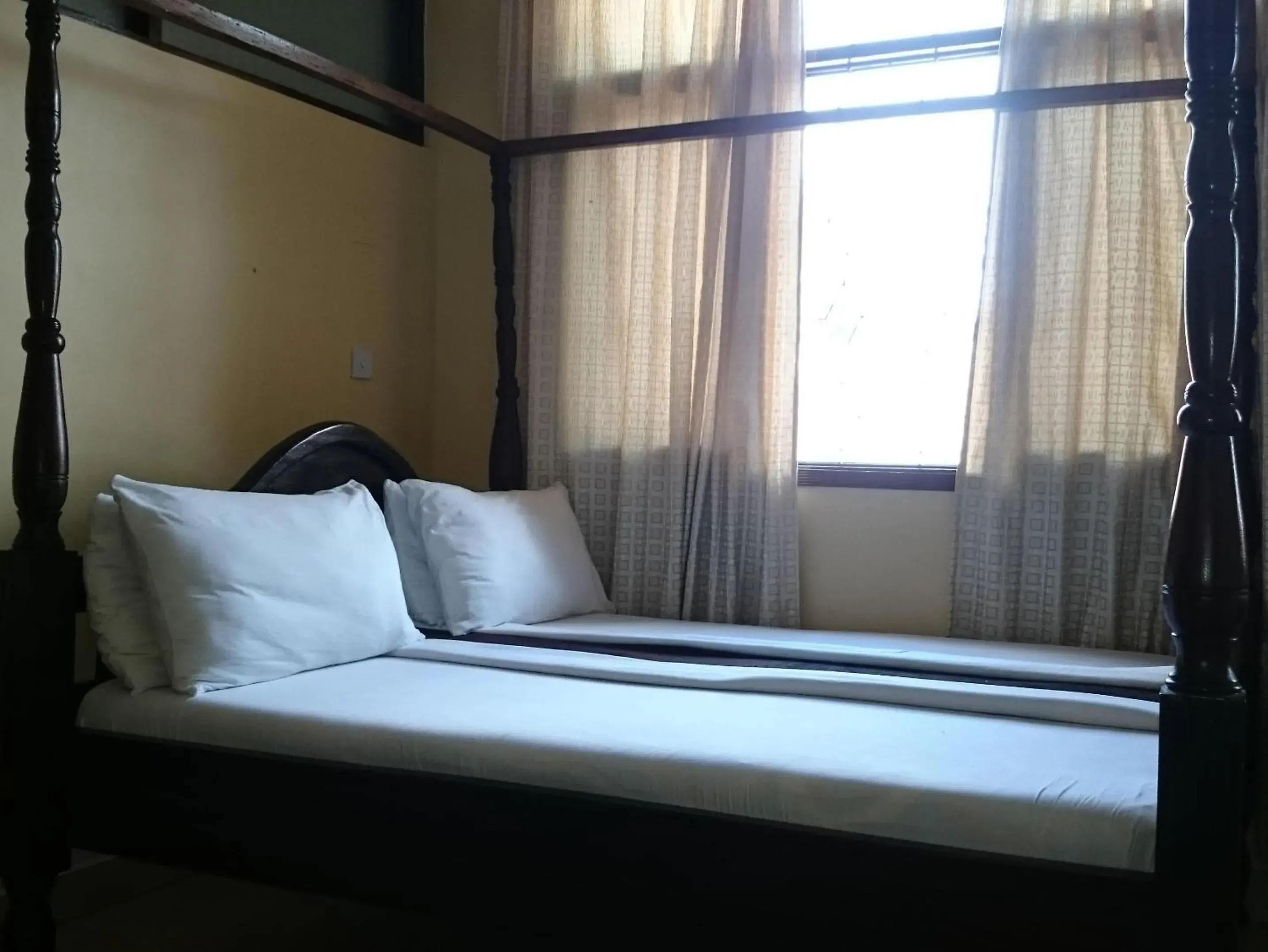 Single Room with Shower in Transit Motel Ukonga Single Room with Shower in Transit Motel Ukonga