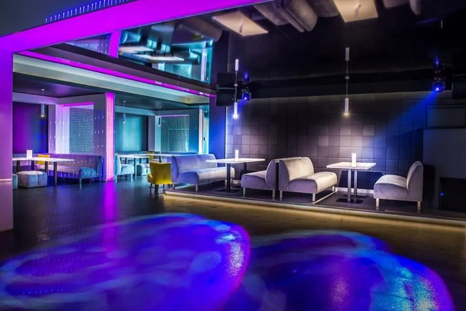 Nightclub / DJ in Hotel Limanova