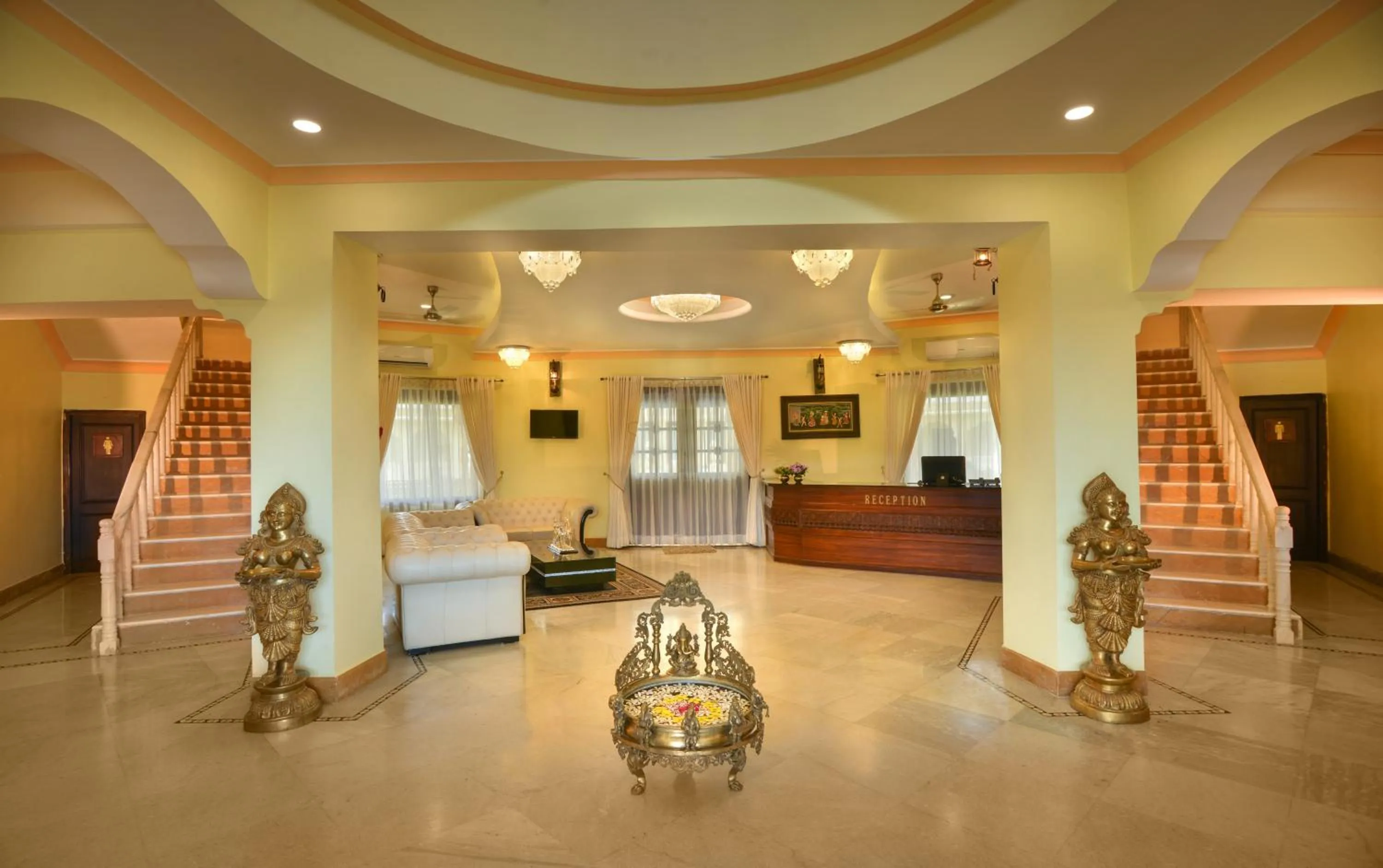 Lobby or reception in Syna Heritage Hotel