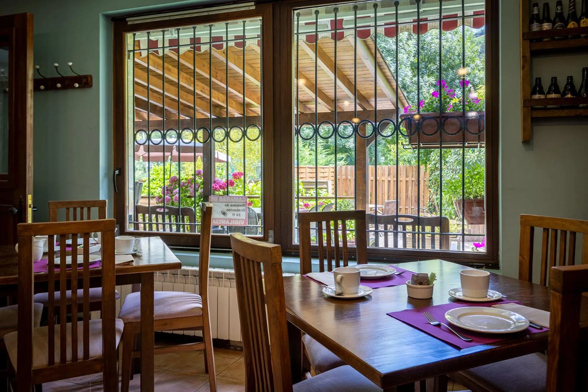 Food and drinks in Posada 3 Valles