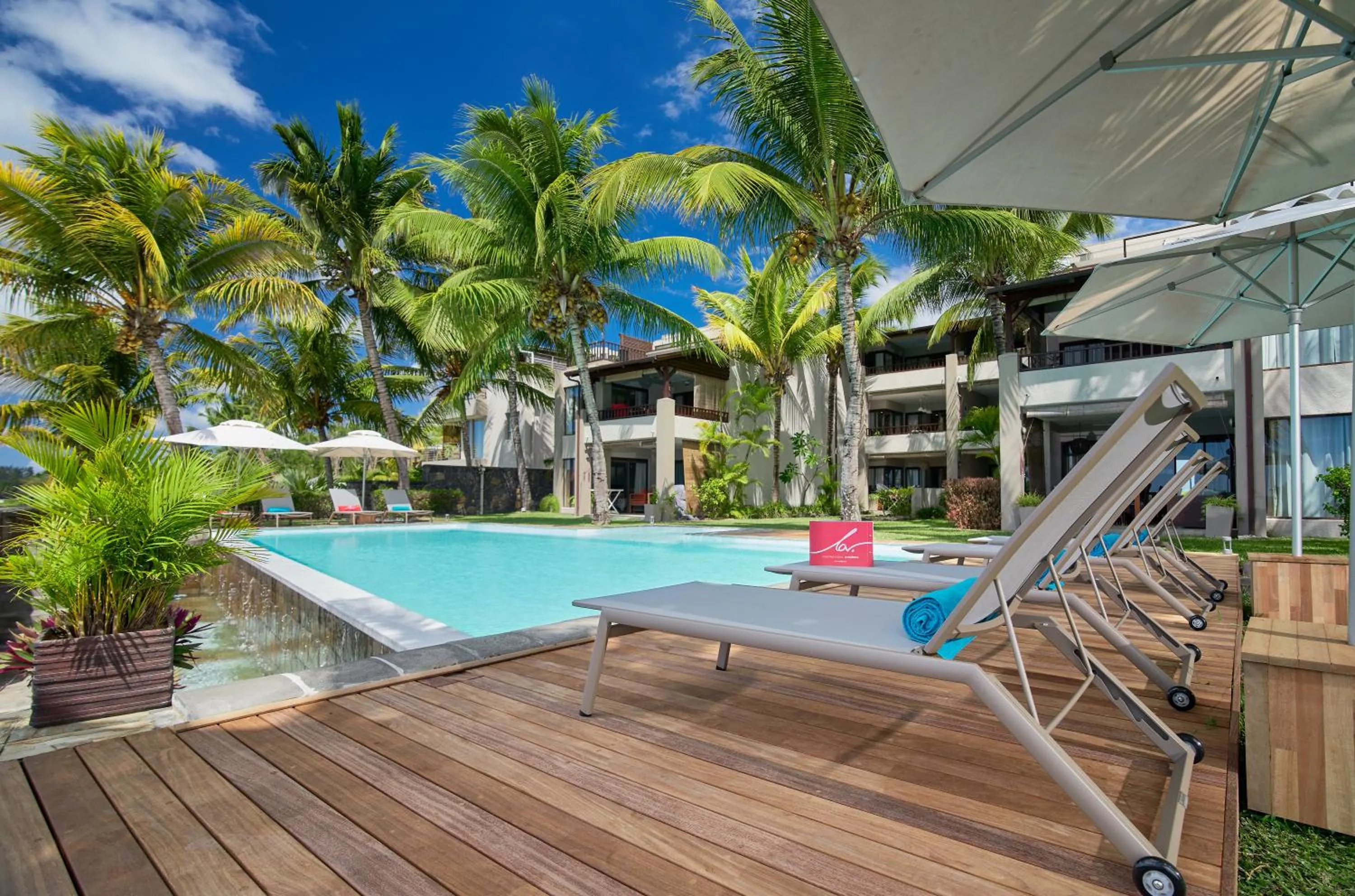 Property building in Bel Azur Beach Residence by LOV Mauritius