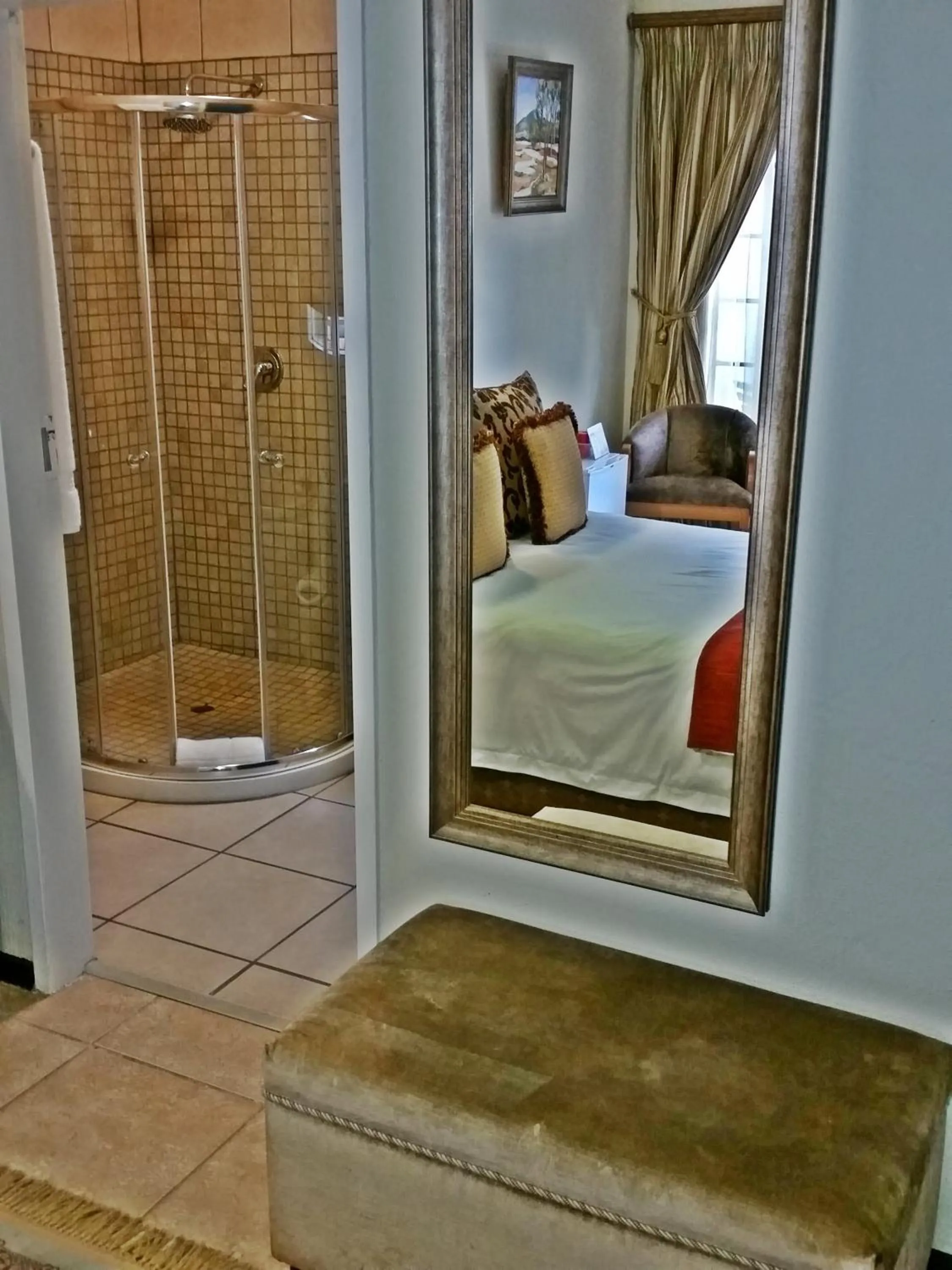 Decorative detail, Bed in Constantia Manor Guest House