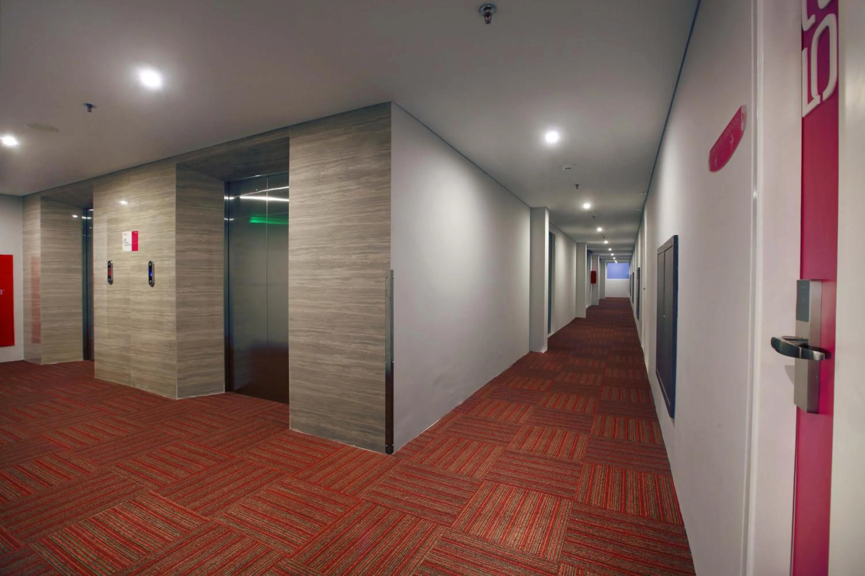 Area and facilities in favehotel Pekanbaru