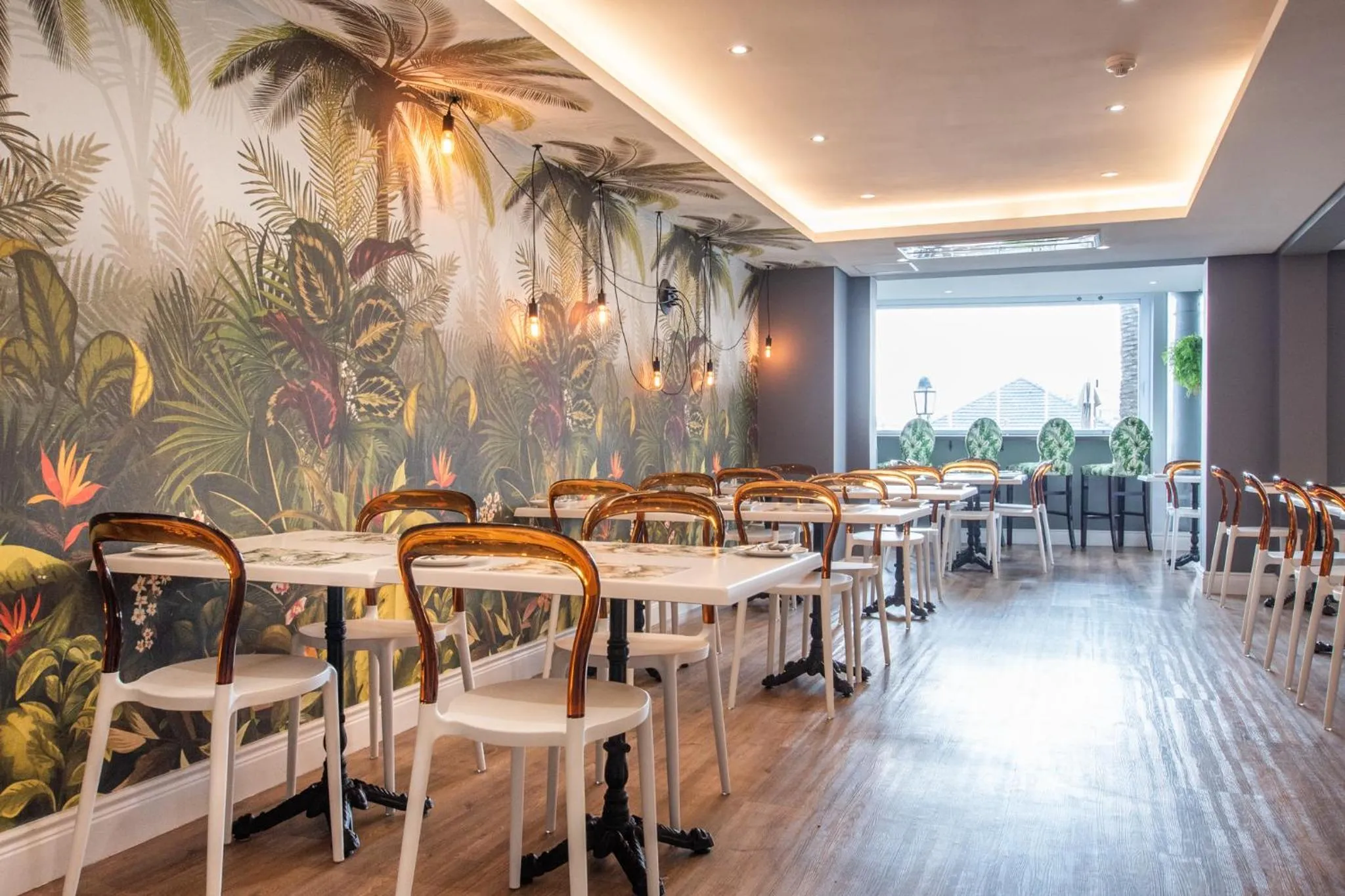 Restaurant/places to eat in Romney Park Luxury Apartments by The Stay Collection