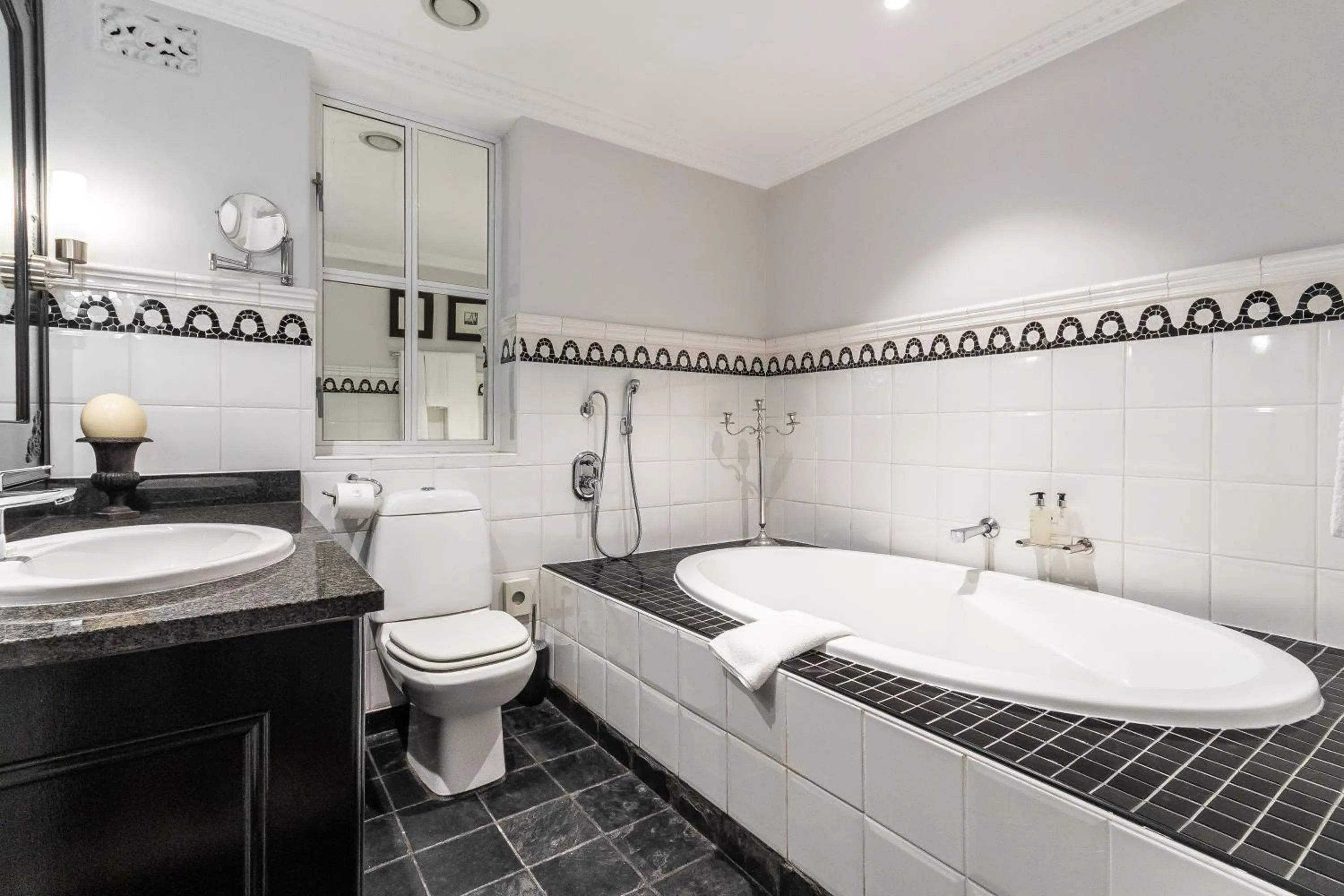 Bathroom in Romney Park Luxury Apartments by The Stay Collection