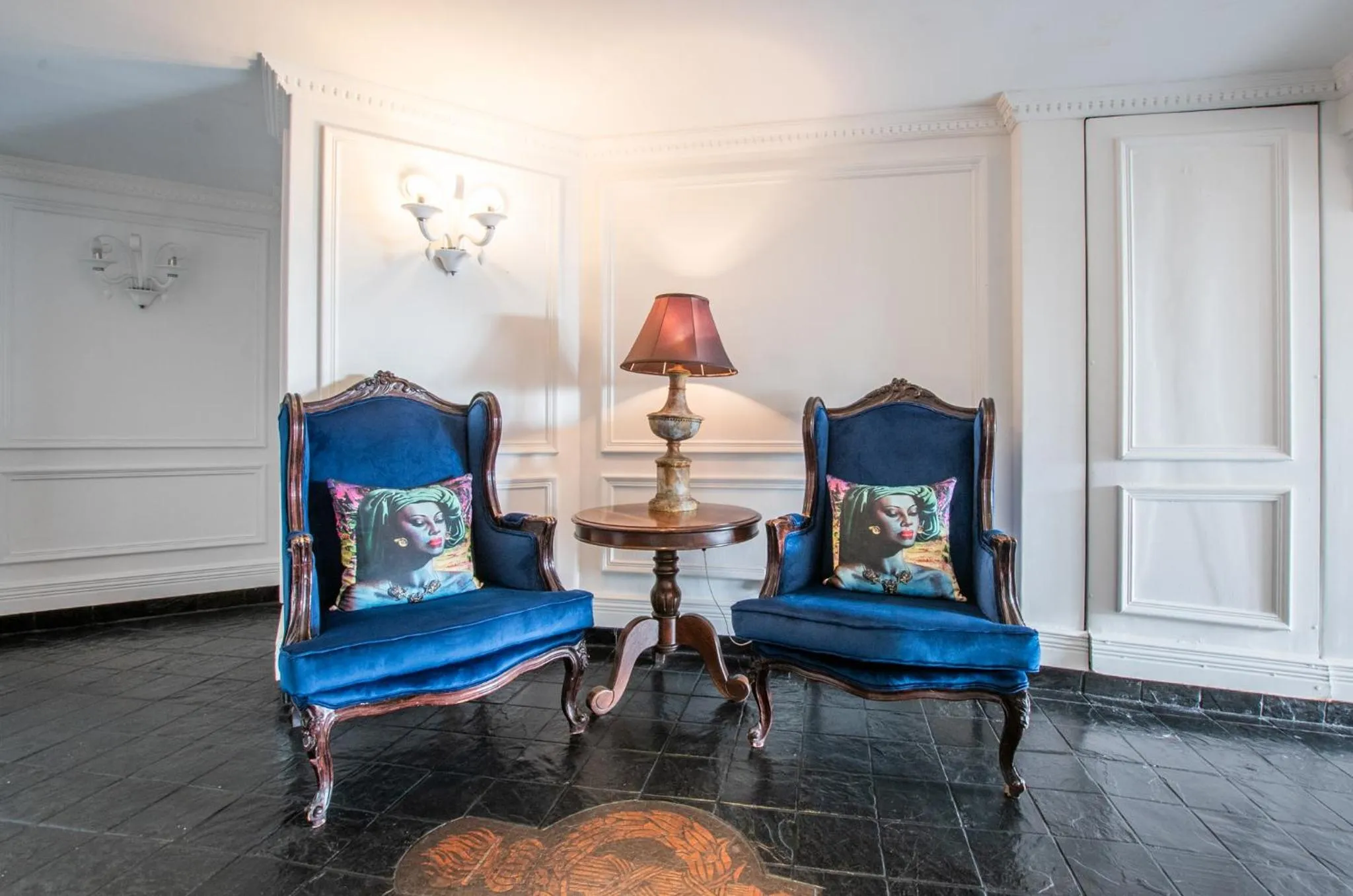 Seating area in Romney Park Luxury Apartments by The Stay Collection