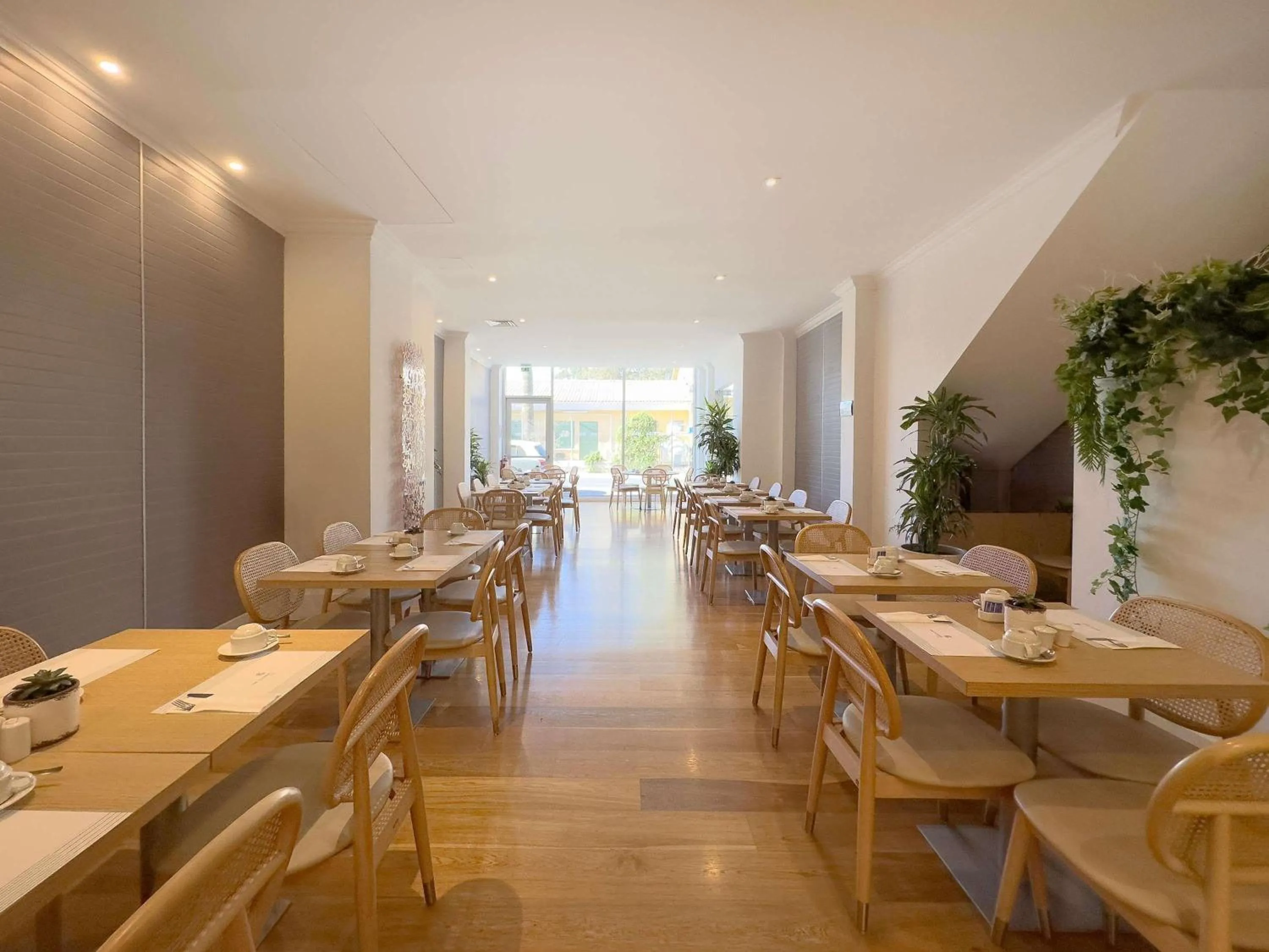 Restaurant/places to eat in The Classic Hotel Nicosia - Handwritten Collection