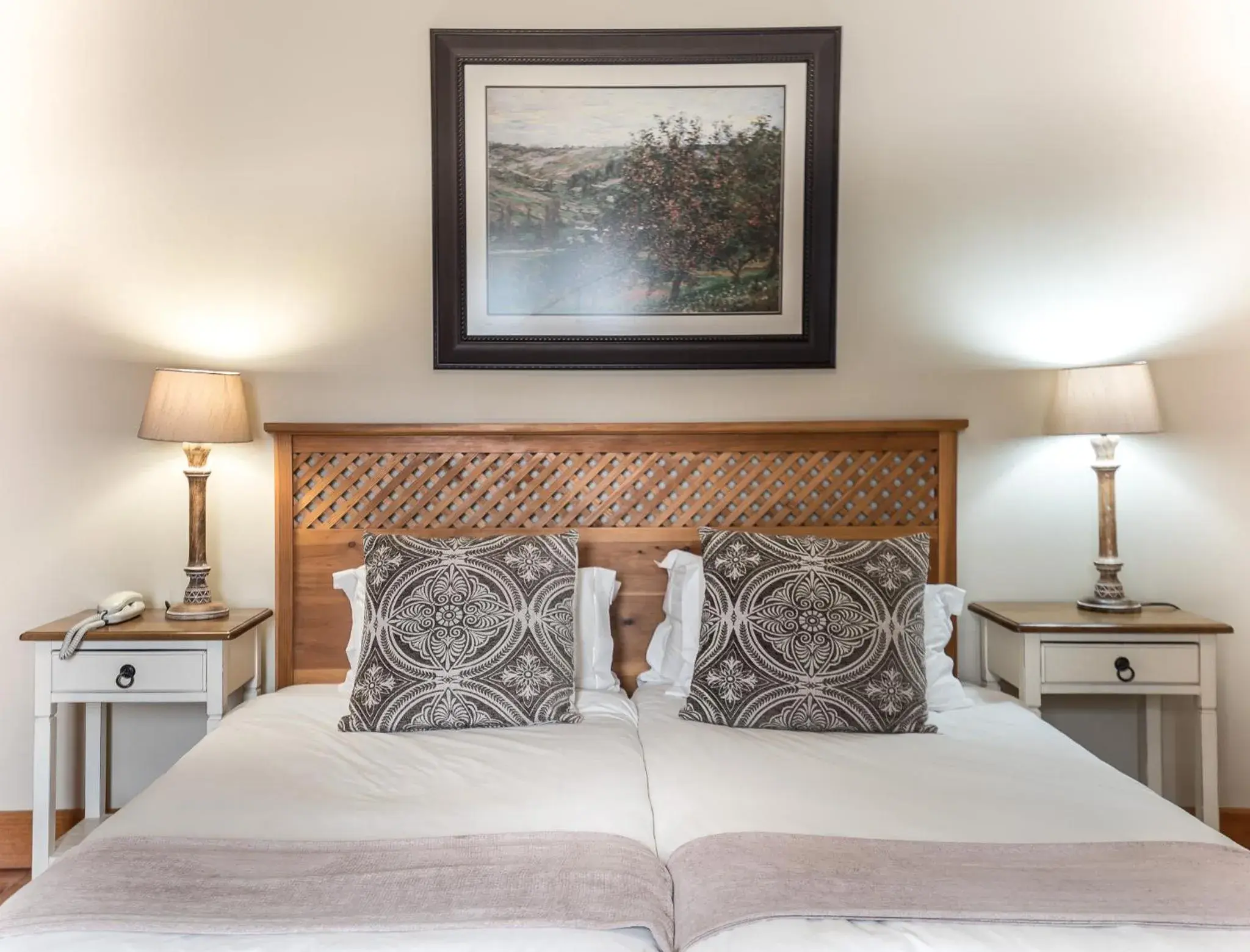 Standard Double or Twin Room - single occupancy in Oak Tree Lodge Standard Double or Twin Room - single occupancy in Oak Tree Lodge