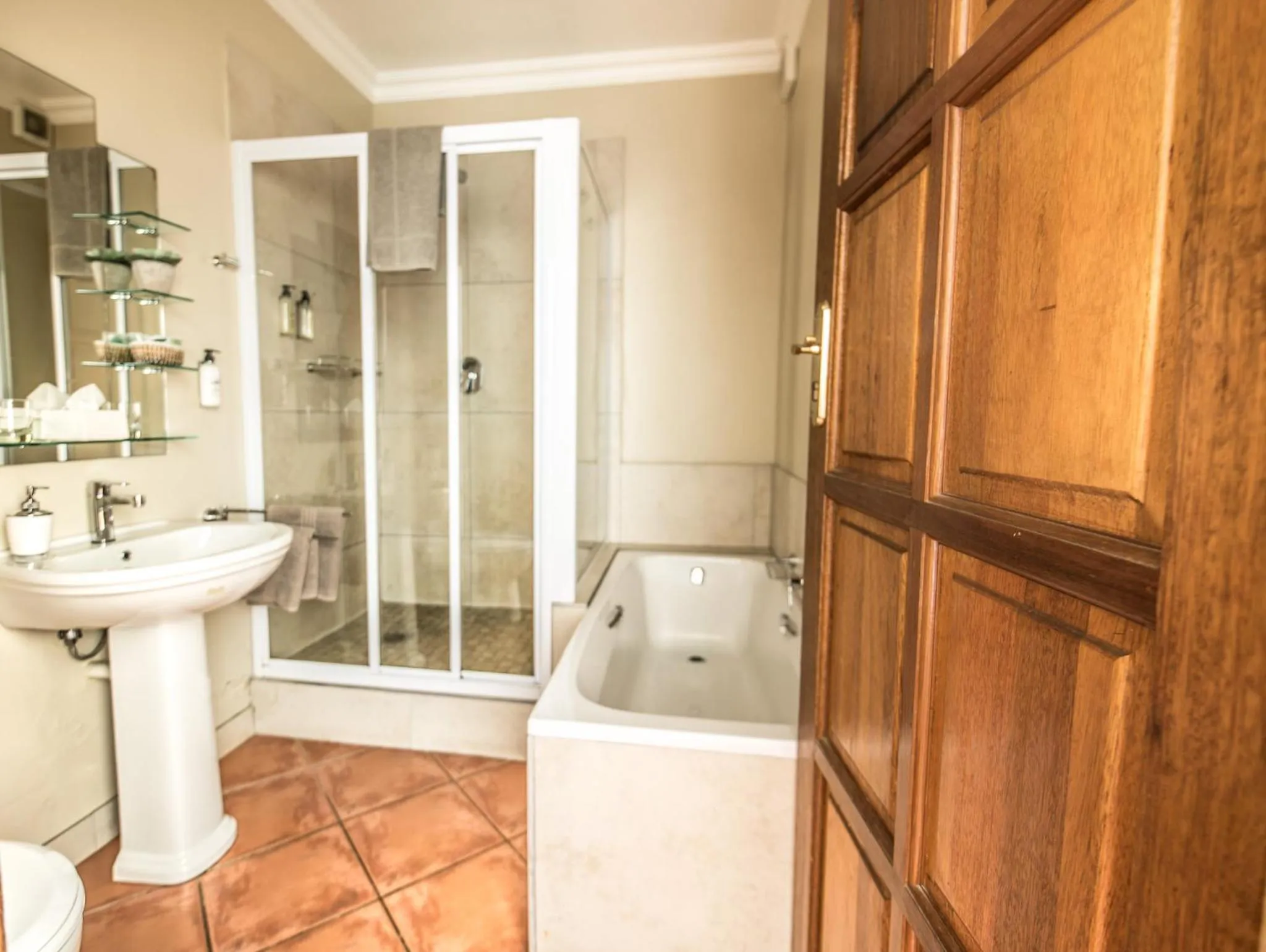 Bathroom in Oak Tree Lodge