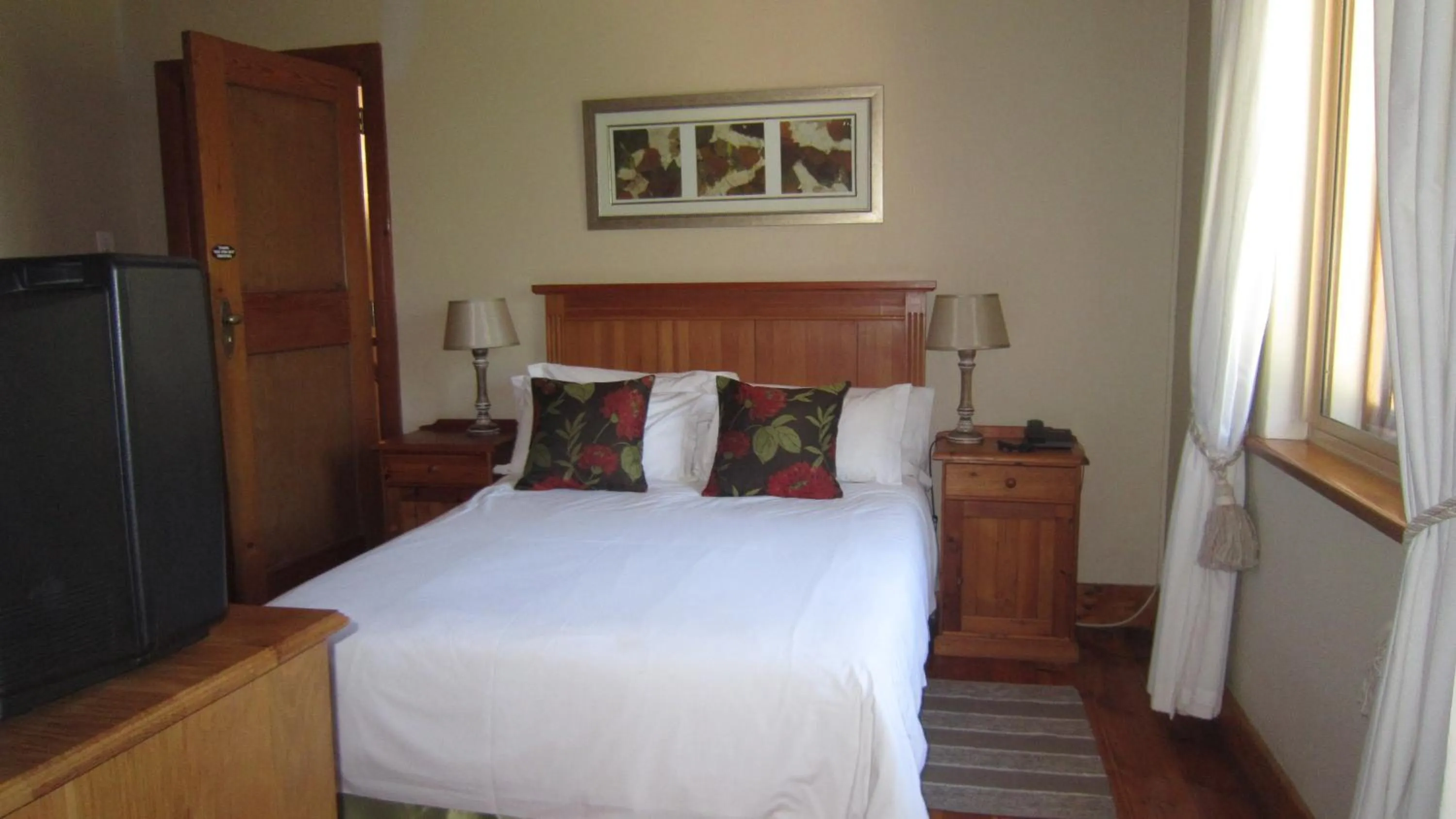 Bed in Oak Tree Lodge