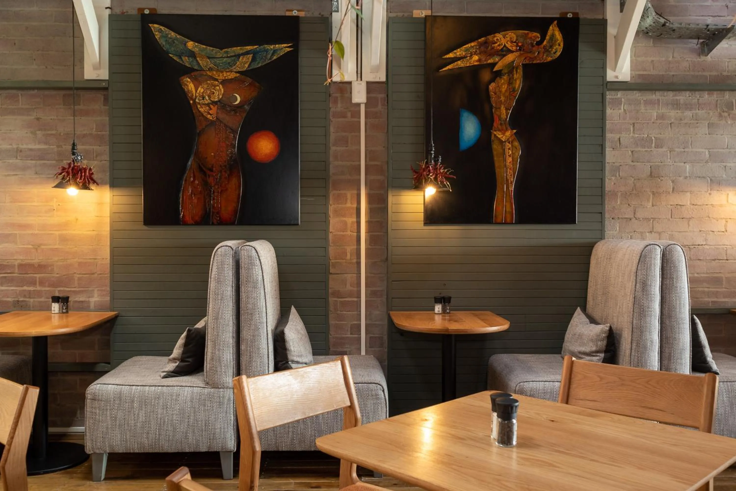 Restaurant/places to eat in The Lofts Boutique Hotel