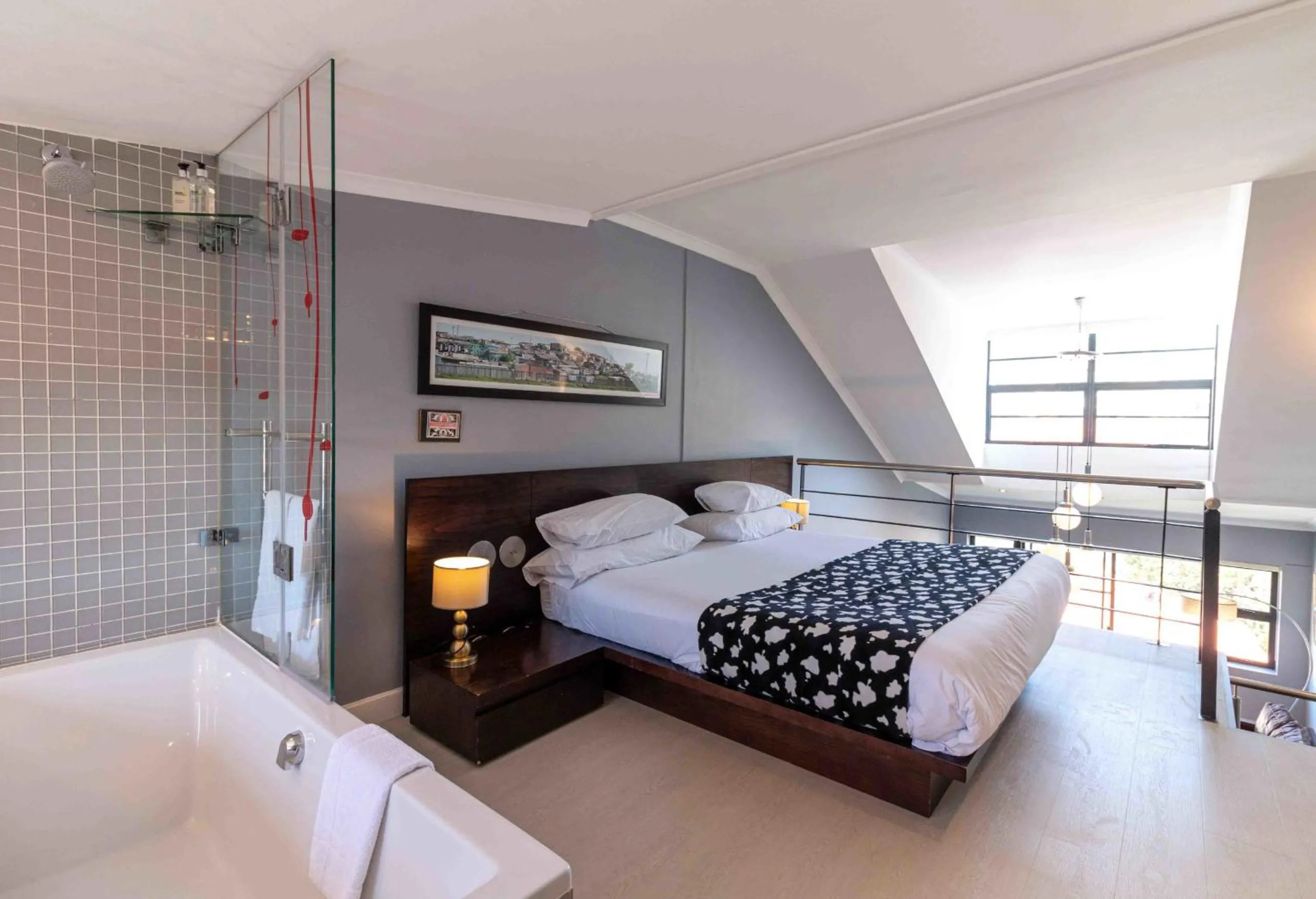 Bathroom, Bed in Hippo Boutique Hotel