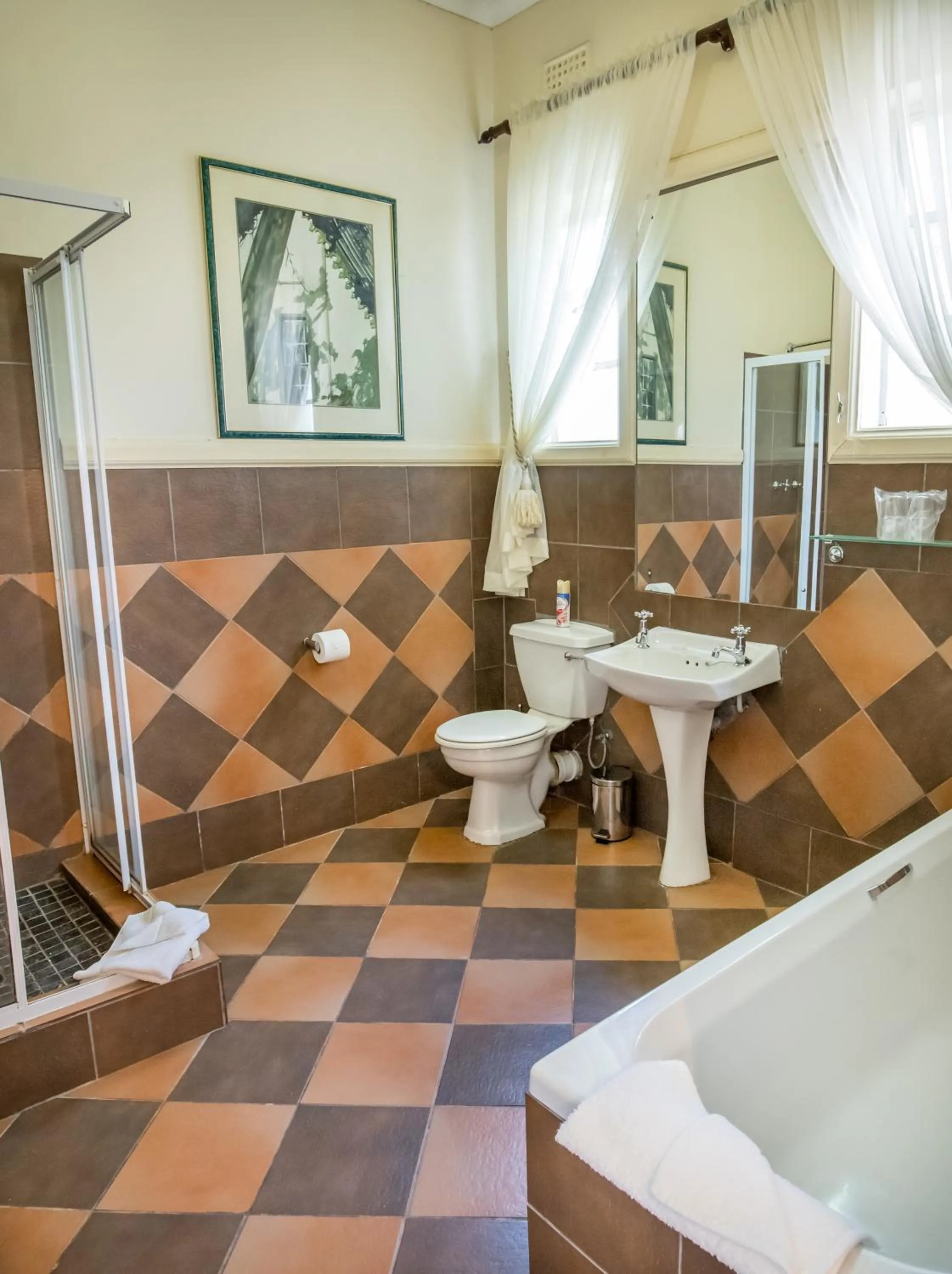 Bathroom in Montagu Country Hotel