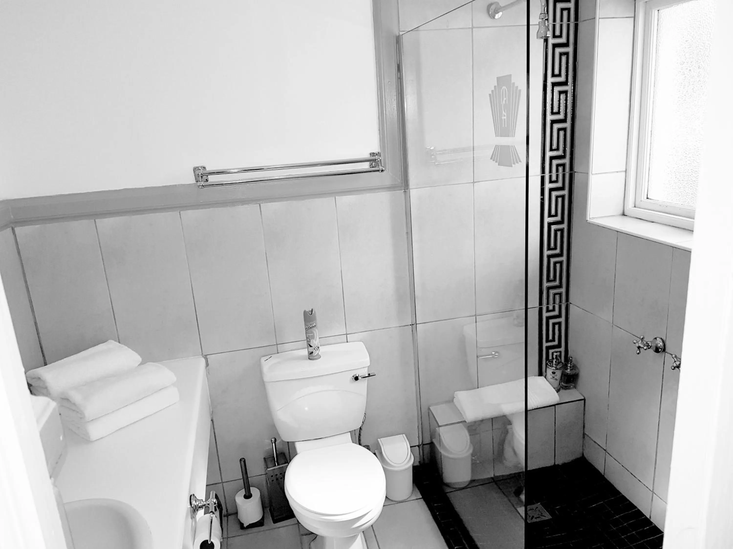 Bathroom in Montagu Country Hotel