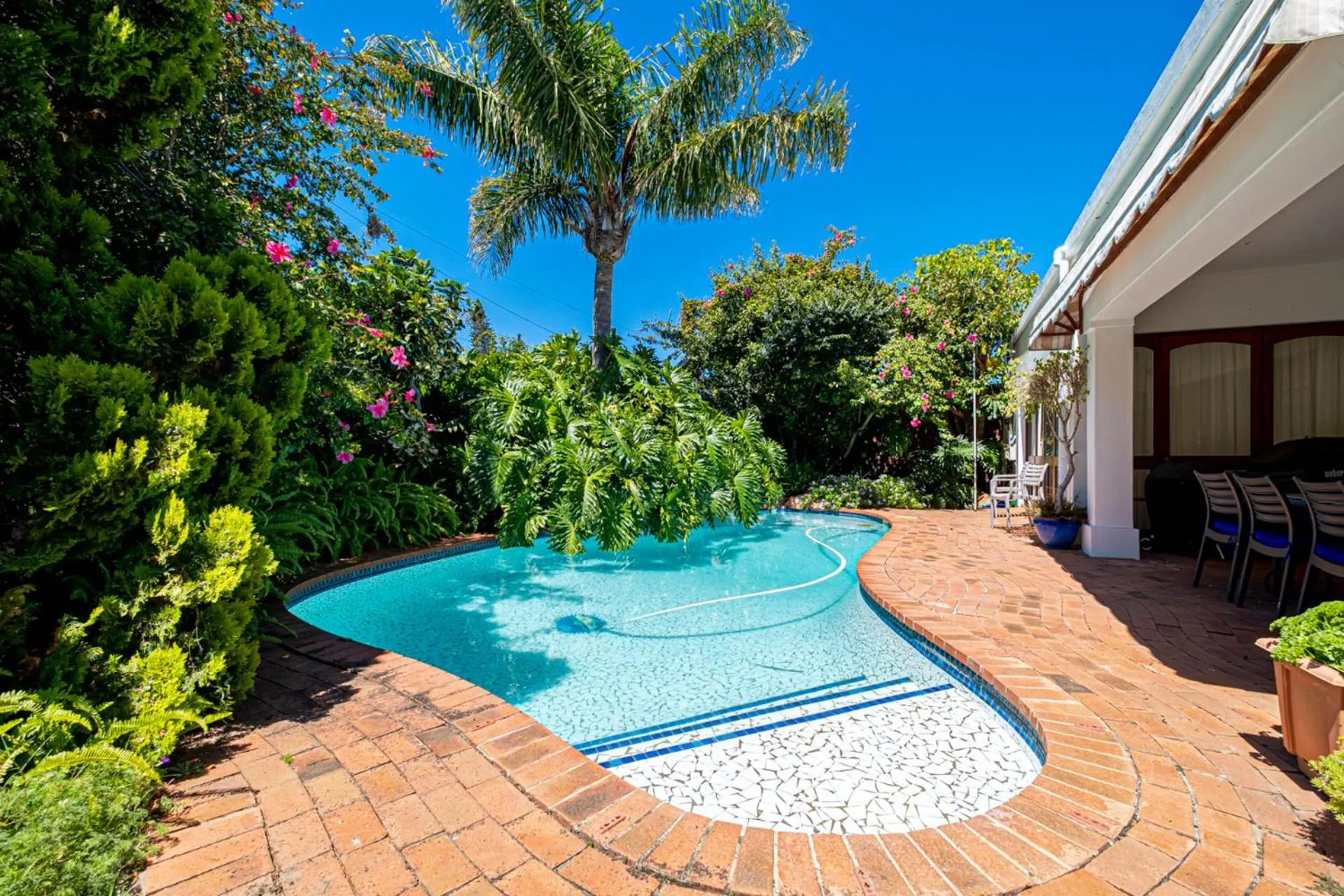 Swimming pool in Lemon Tree Lane