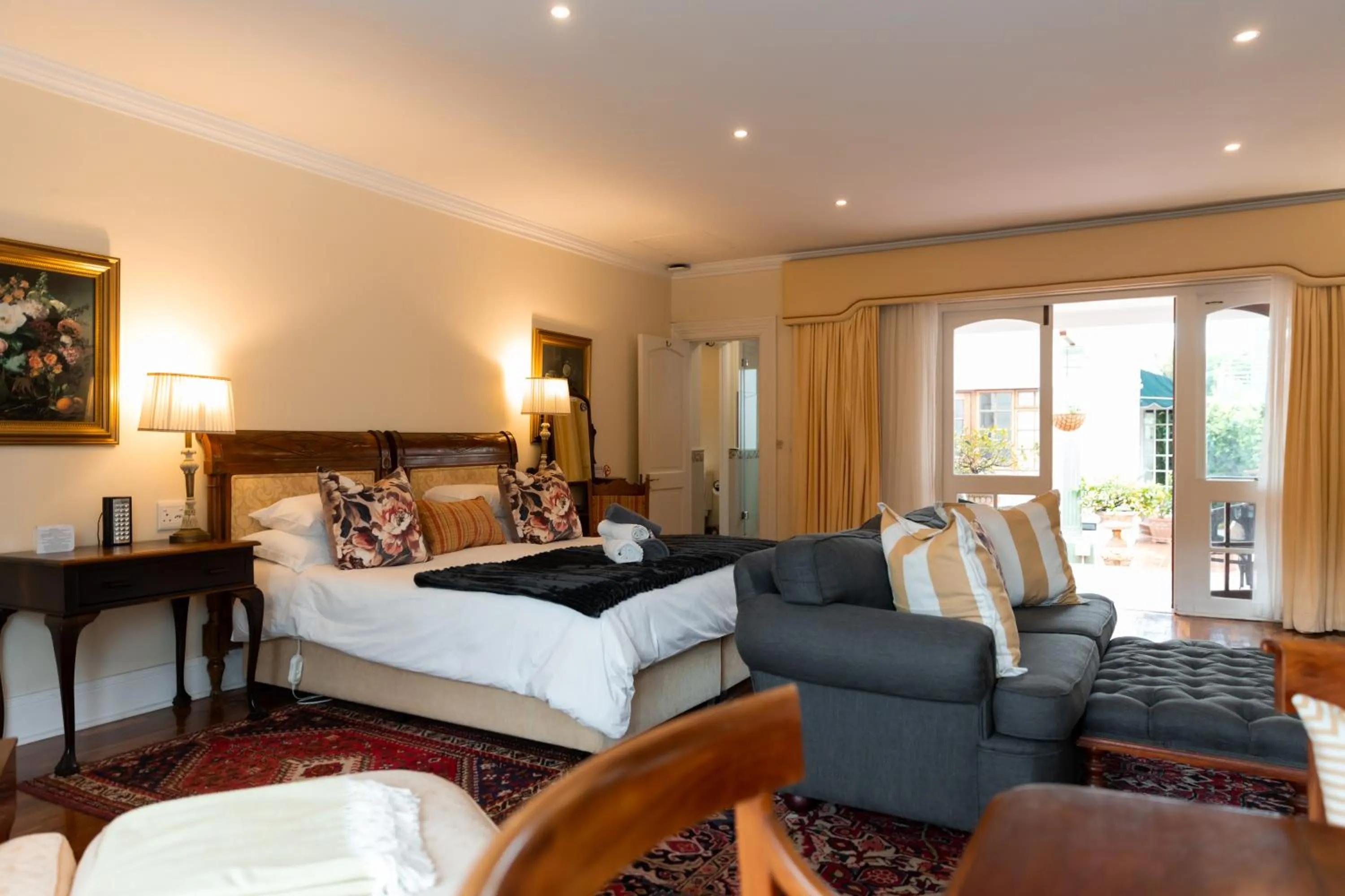 Bedroom, Bed in Lemon Tree Lane