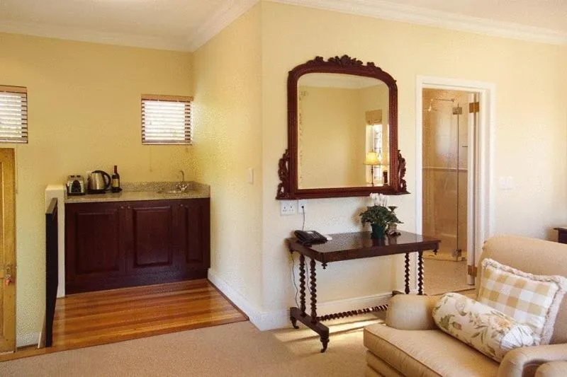 Decorative detail in Lemon Tree Lane