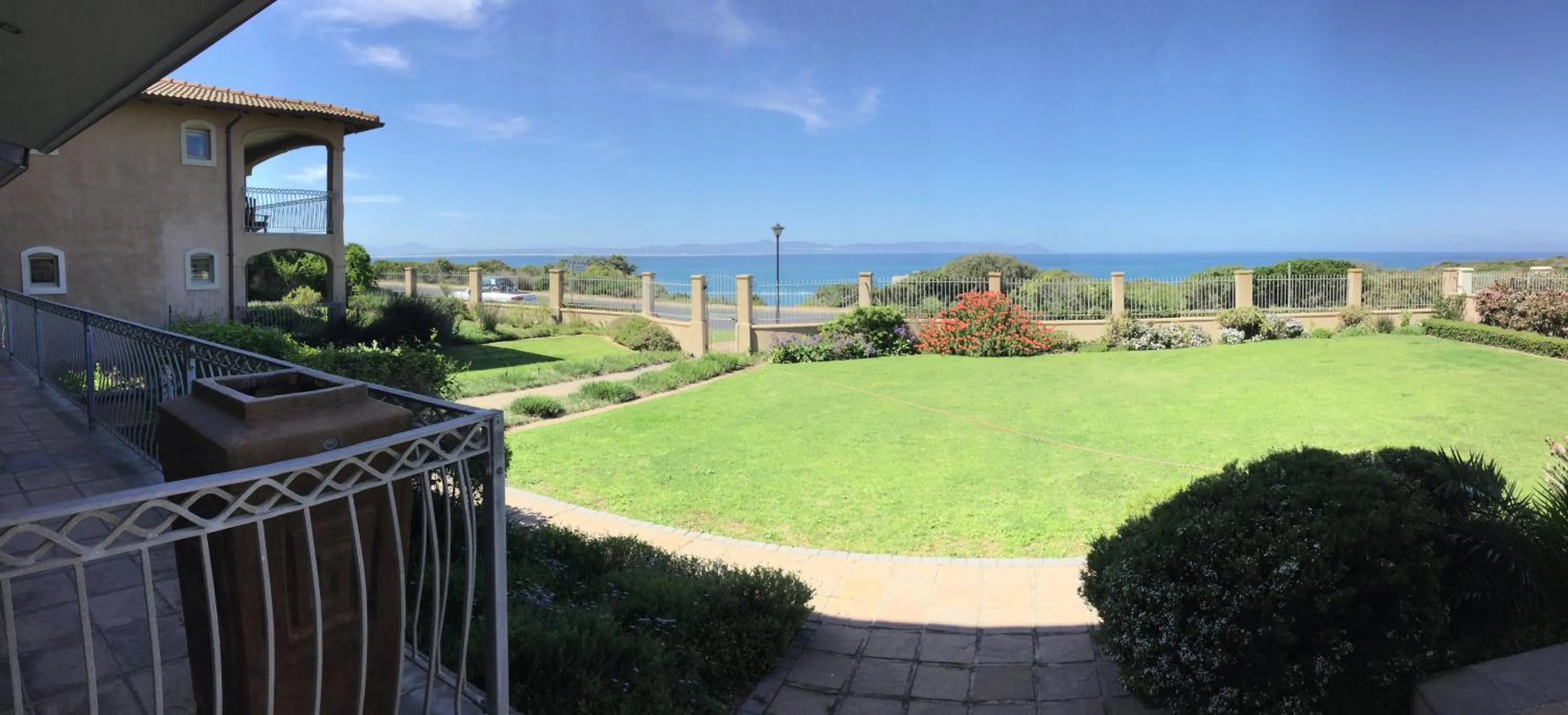 Sea view in On The Cliff Guest House