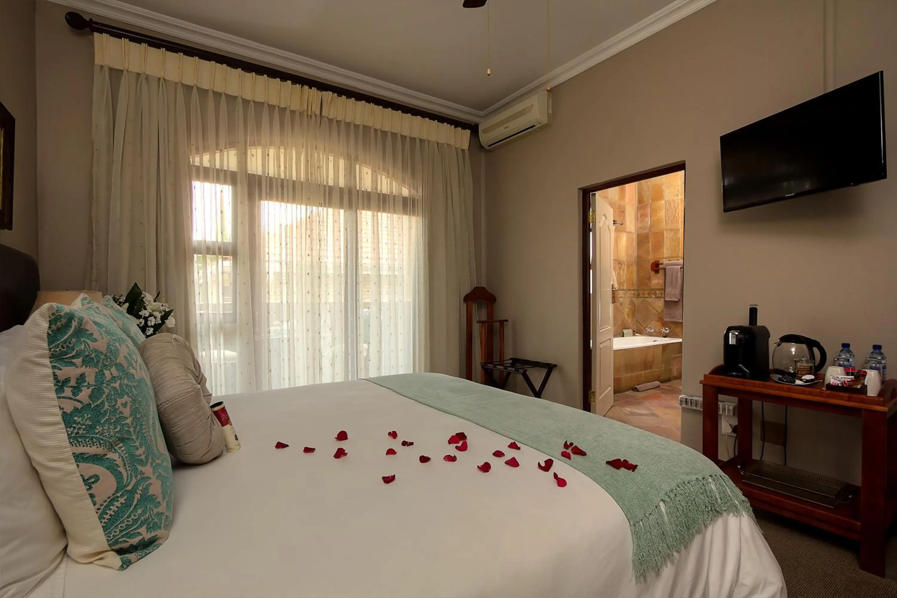 Bed in Leopardsong Manor