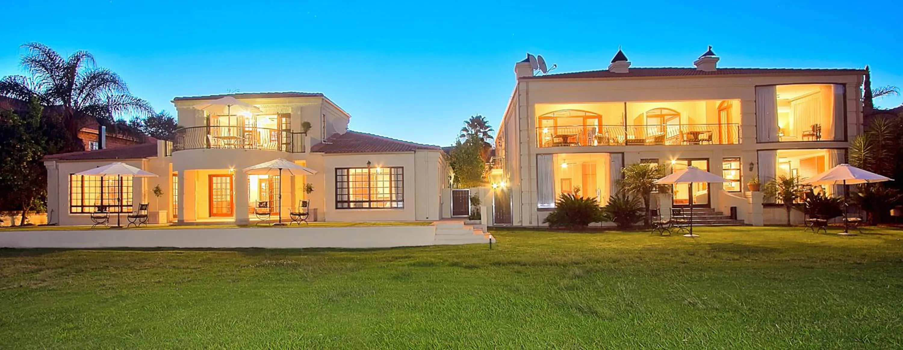 Property building in Leopardsong Manor