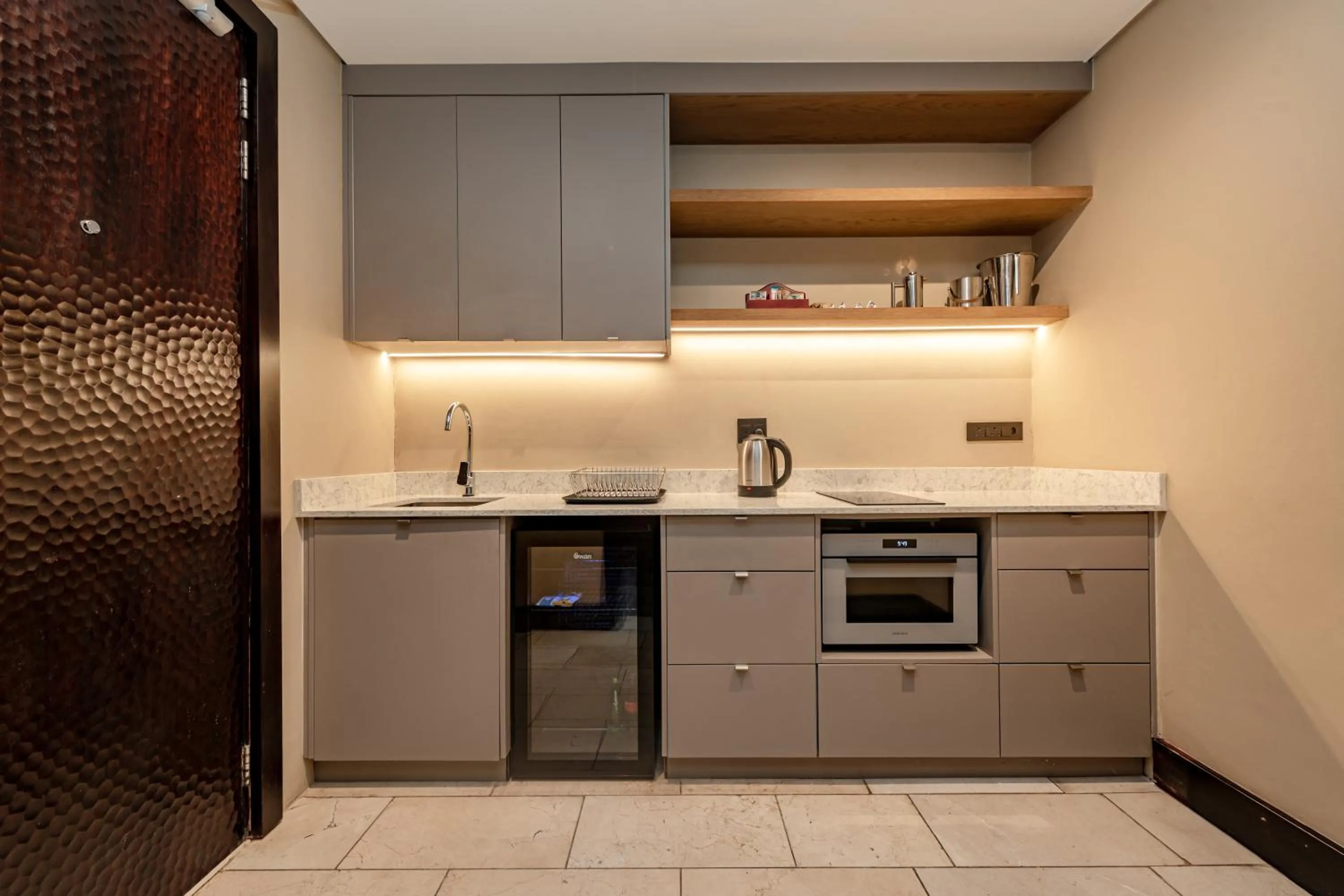 Kitchen or kitchenette in Pezula Nature Retreat