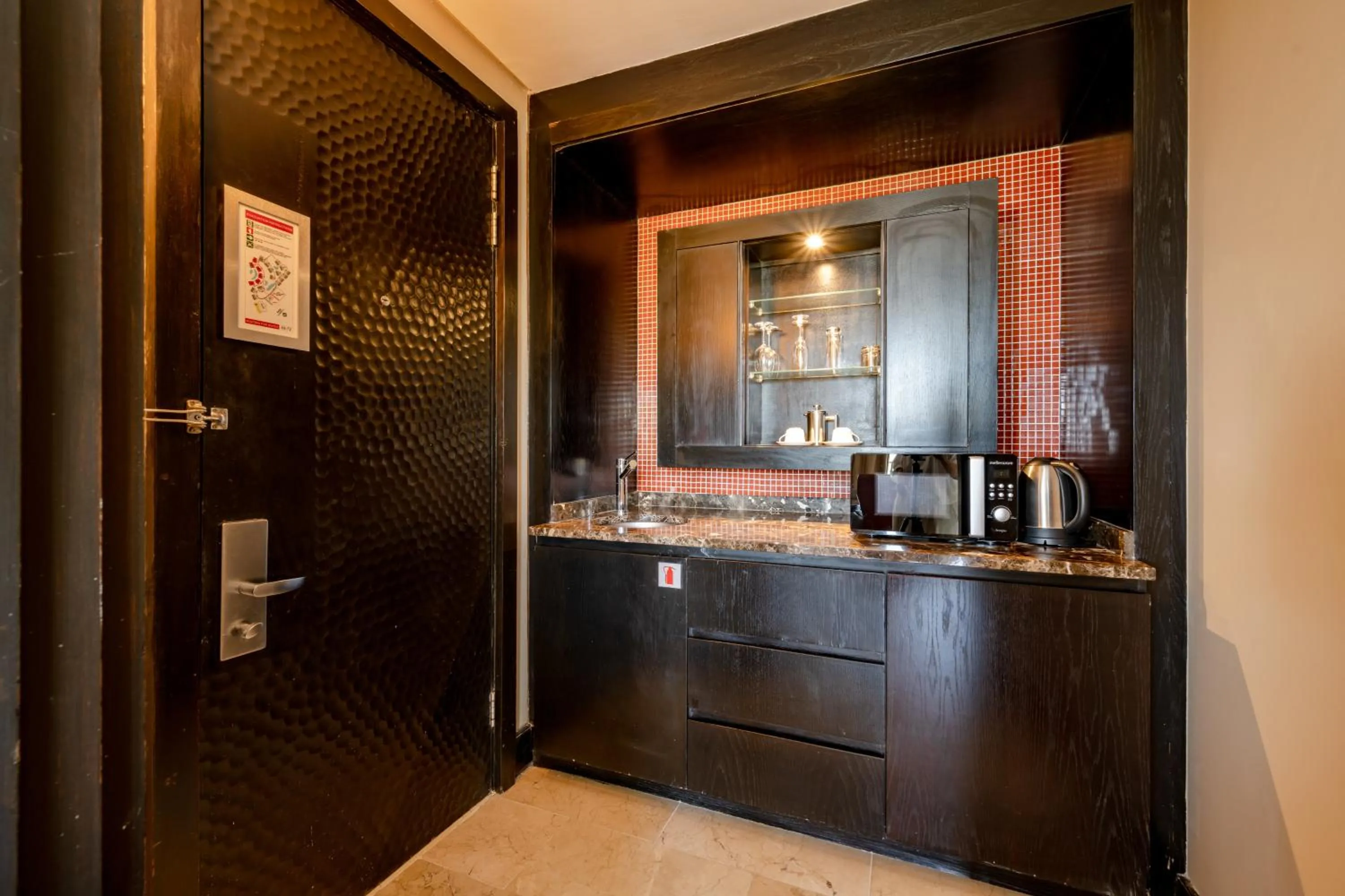 Kitchen or kitchenette in Pezula Nature Retreat