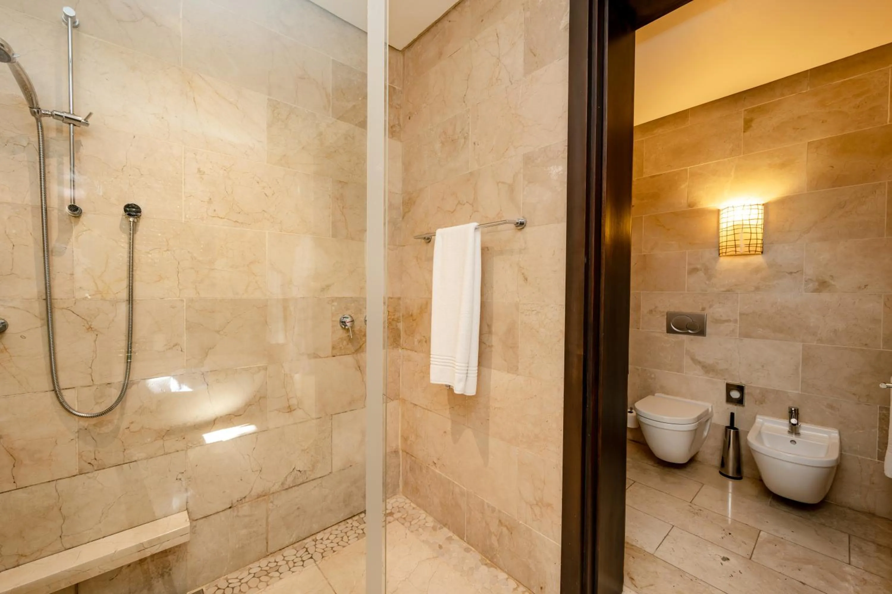 Toilet in Pezula Nature Retreat