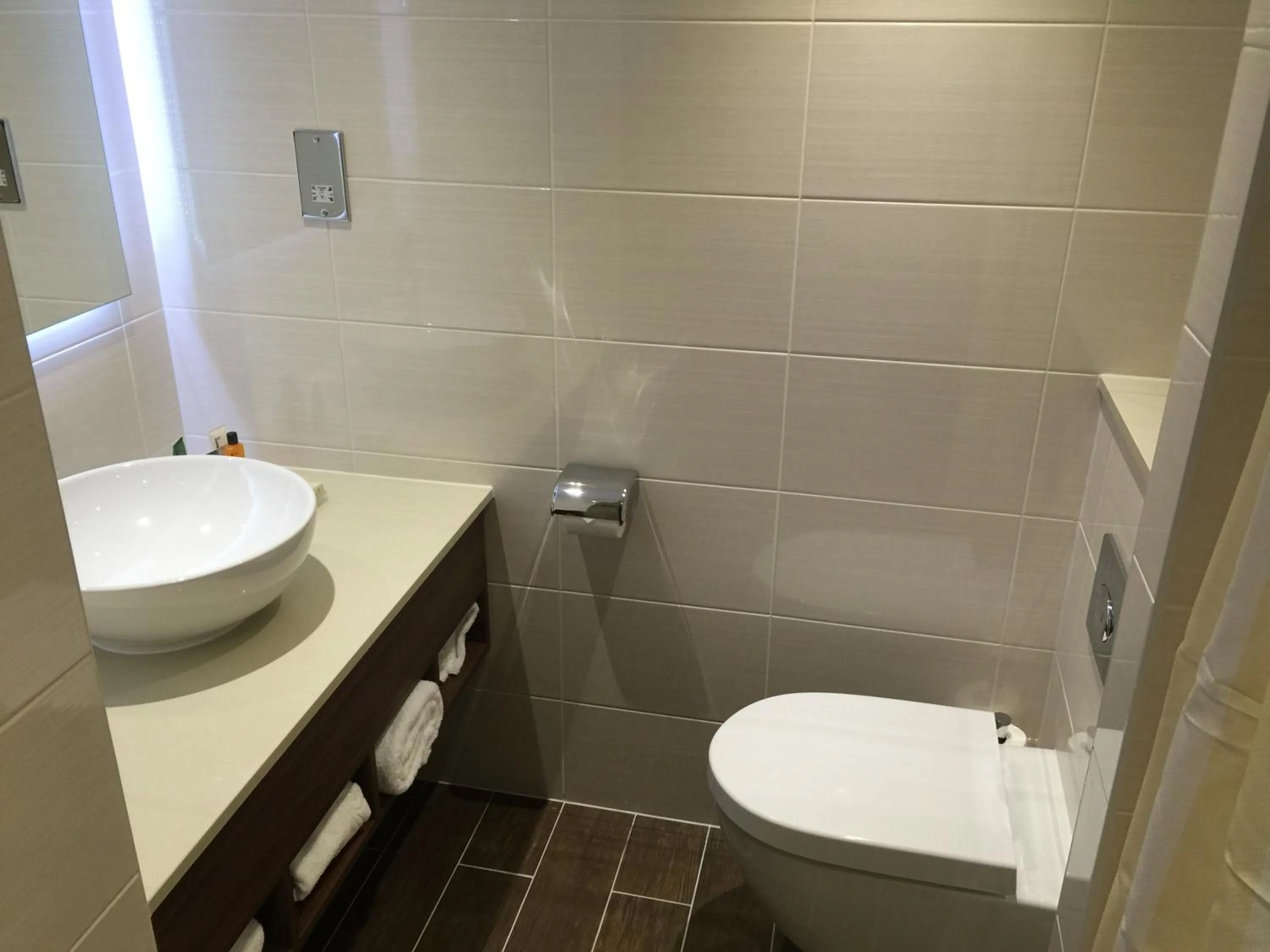 Shower in Hilton Garden Inn Sunderland