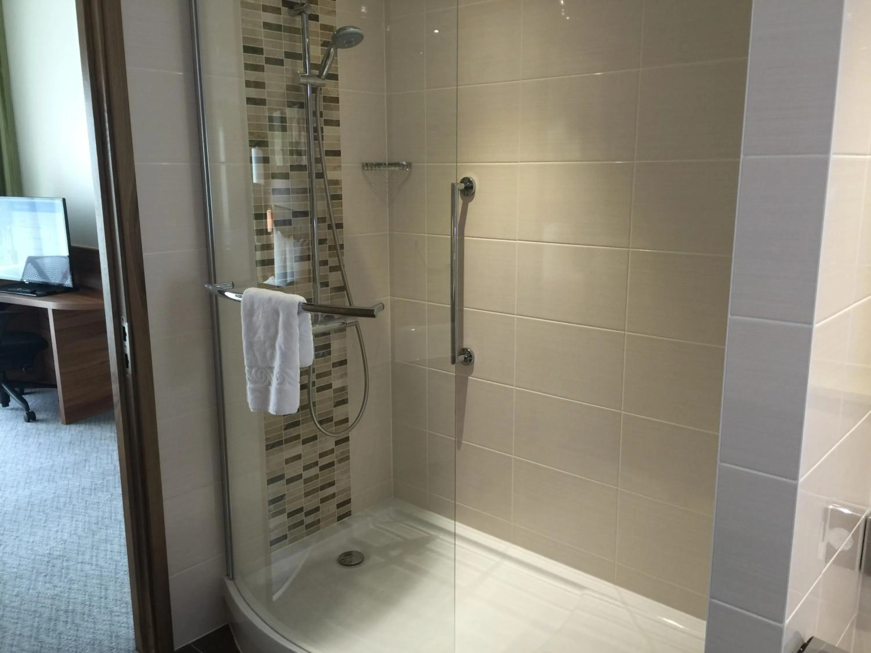 Shower in Hilton Garden Inn Sunderland