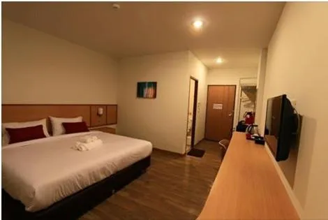 Photo of the whole room, Bed in Donchan Residence