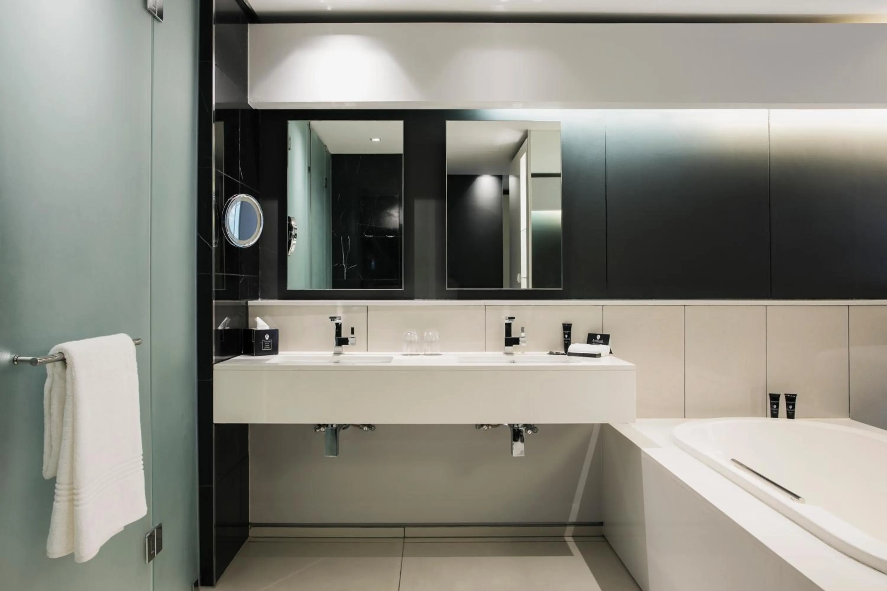 Bathroom in The Capital 15 on Orange Hotel & Spa