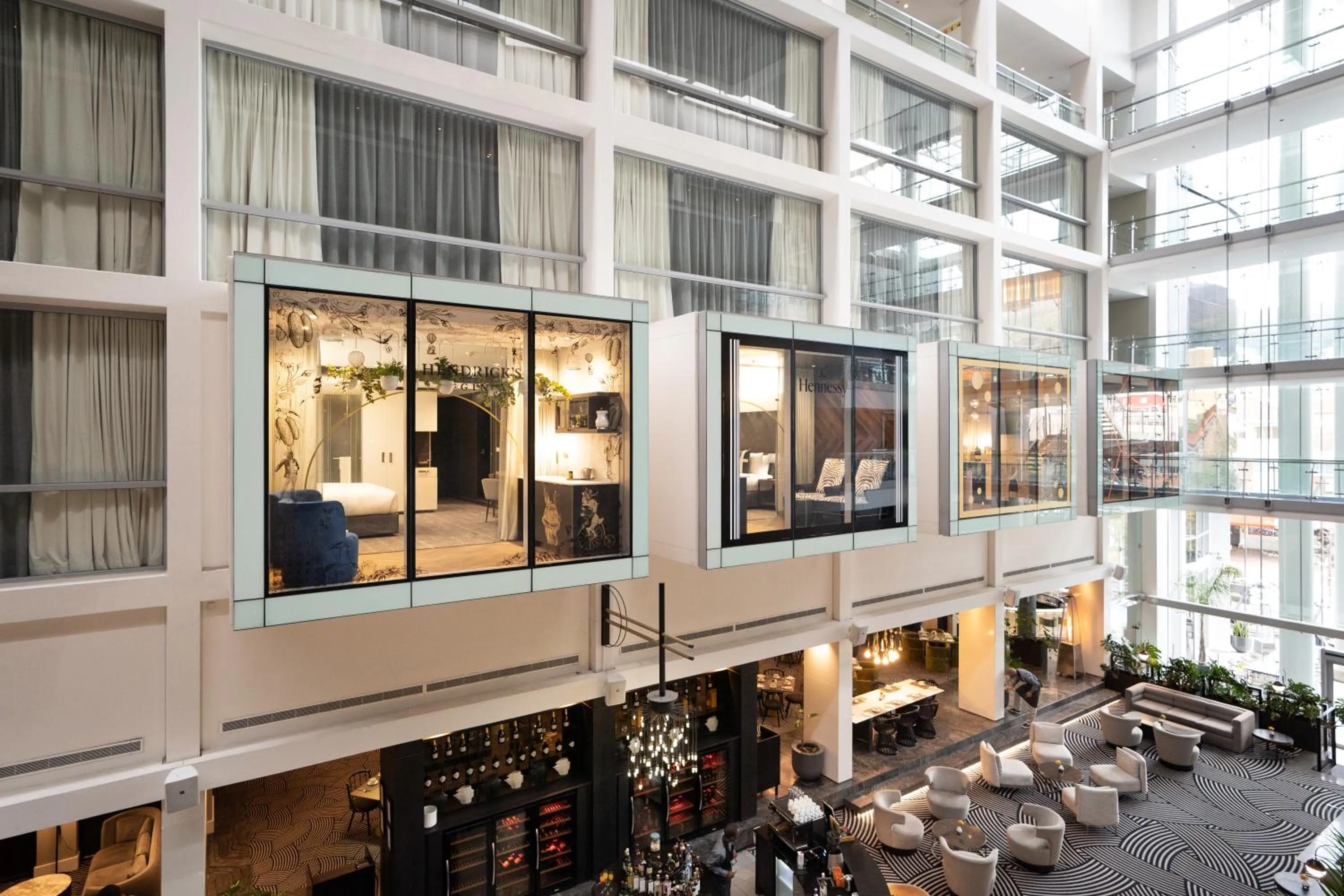 Lounge or bar in The Capital 15 on Orange Hotel & Spa