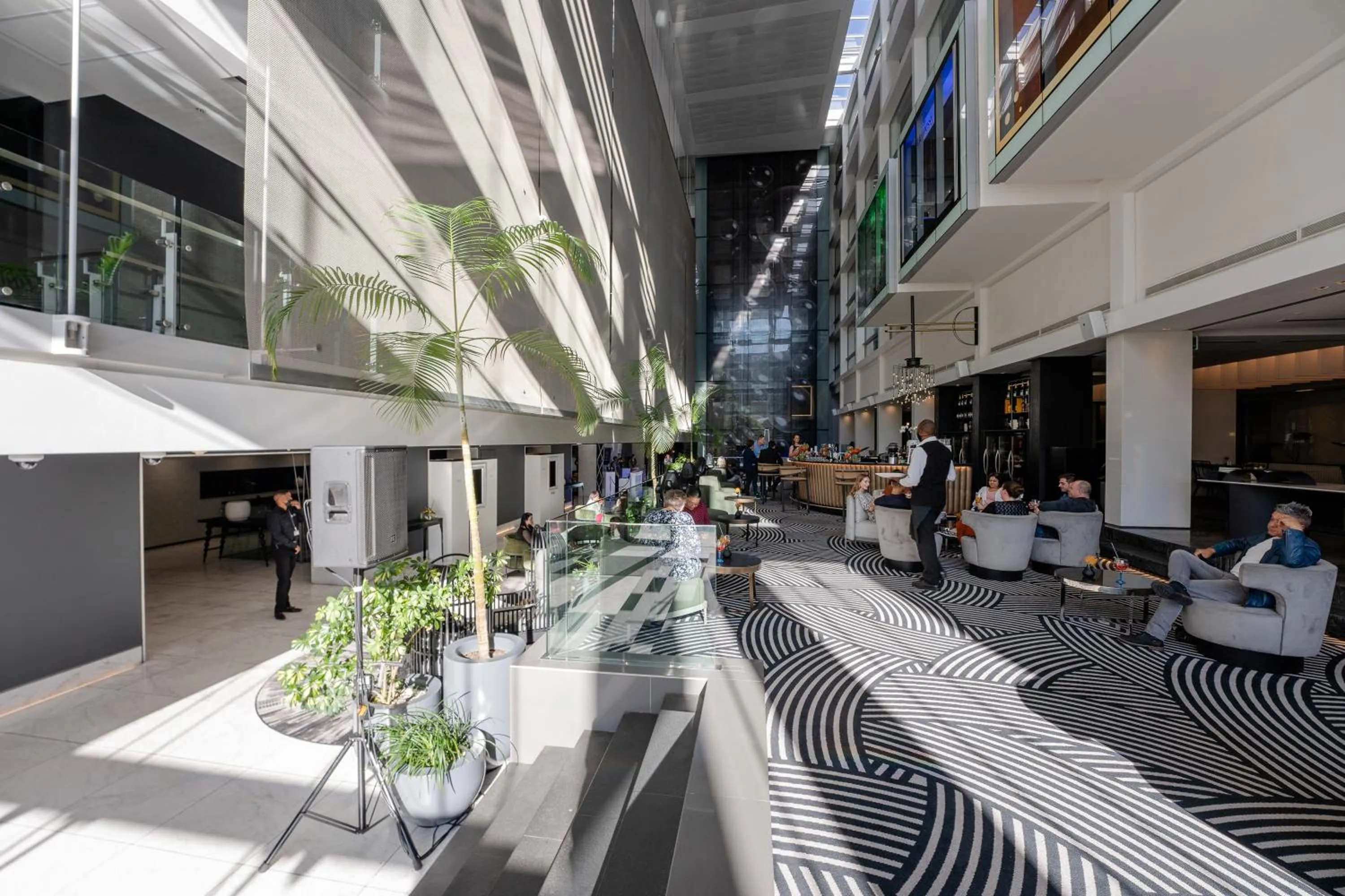 Restaurant/places to eat in The Capital 15 on Orange Hotel & Spa