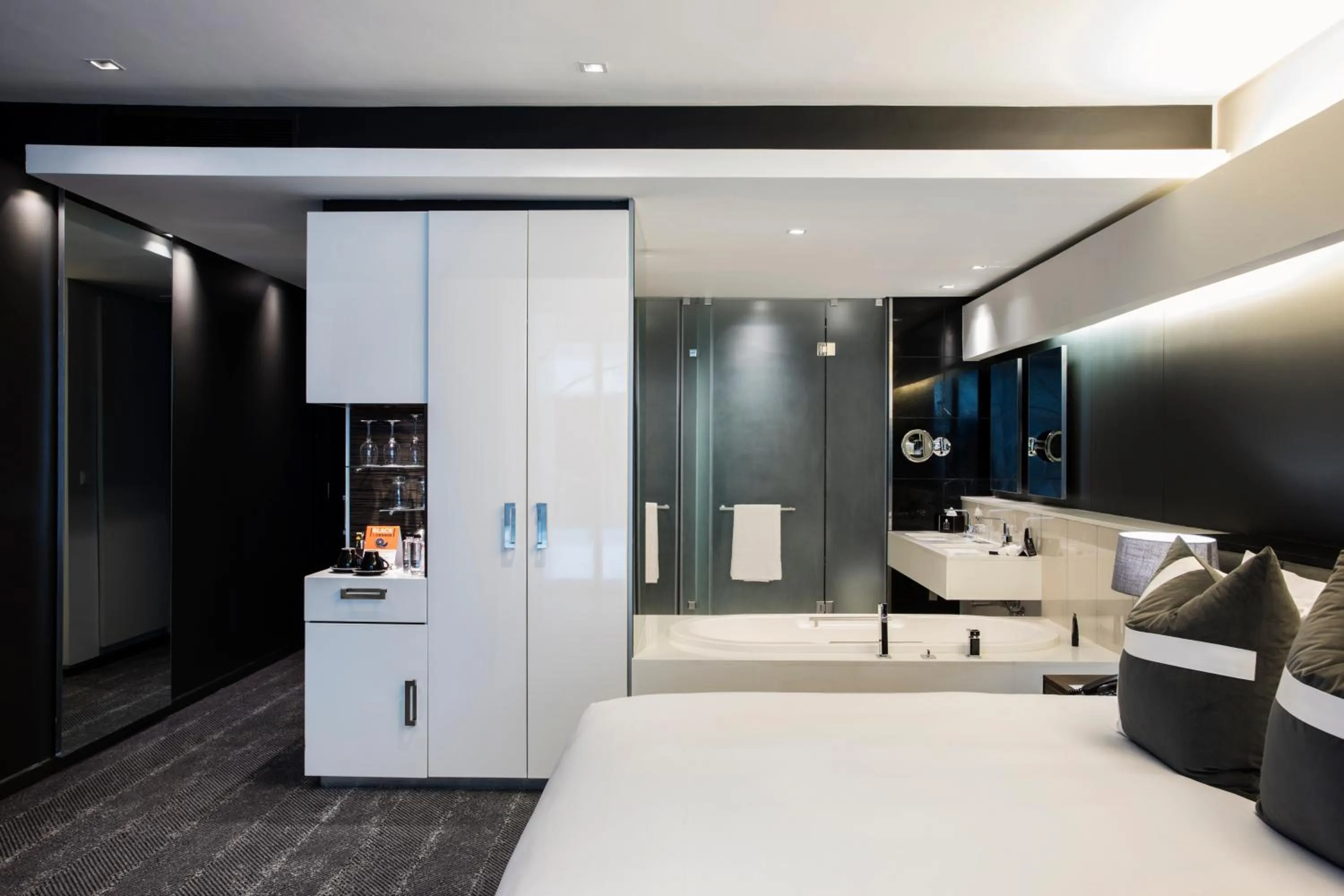 Coffee/tea facilities, Bed in The Capital 15 on Orange Hotel & Spa