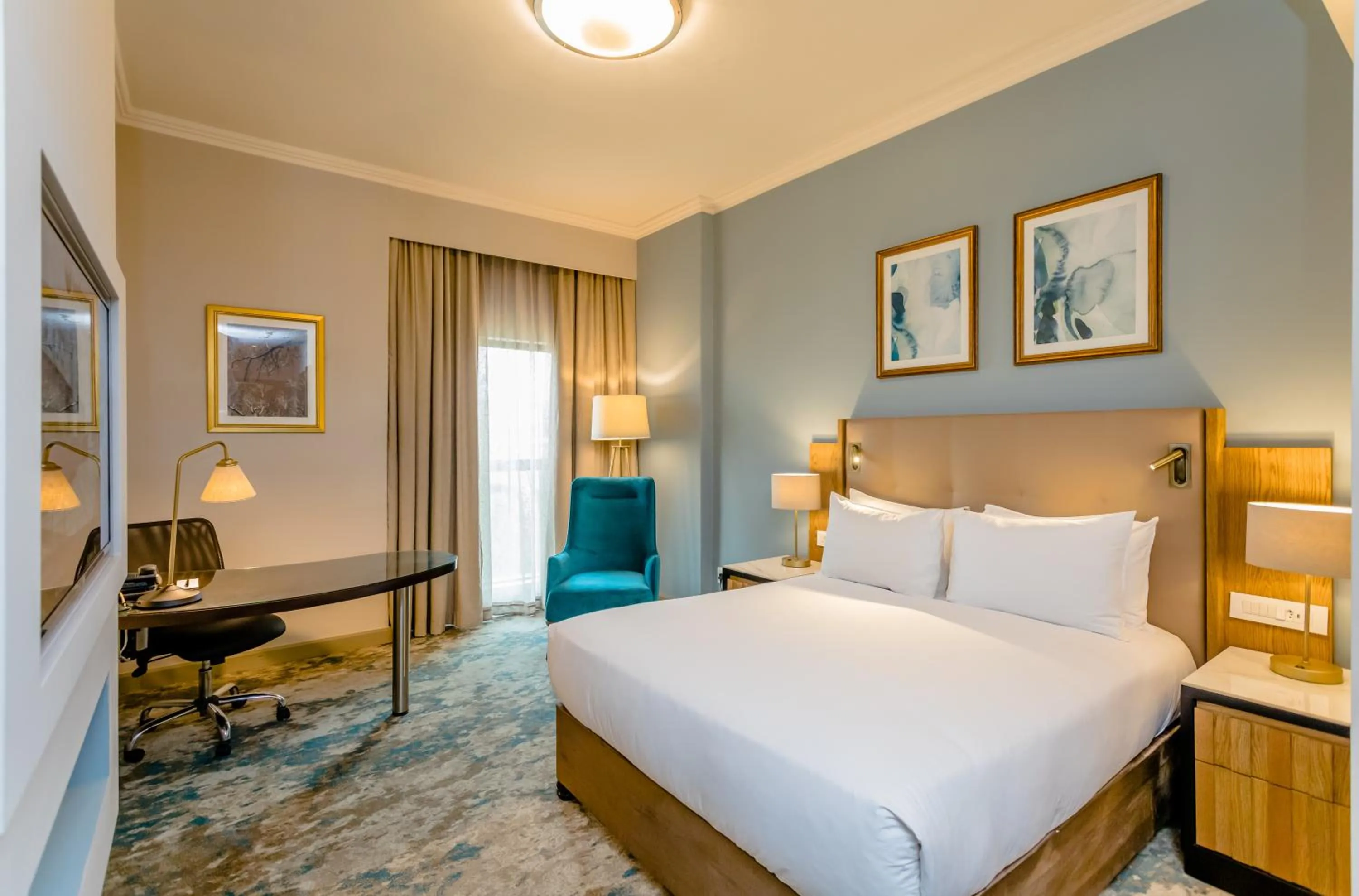 Bed in Southern Sun Sandton