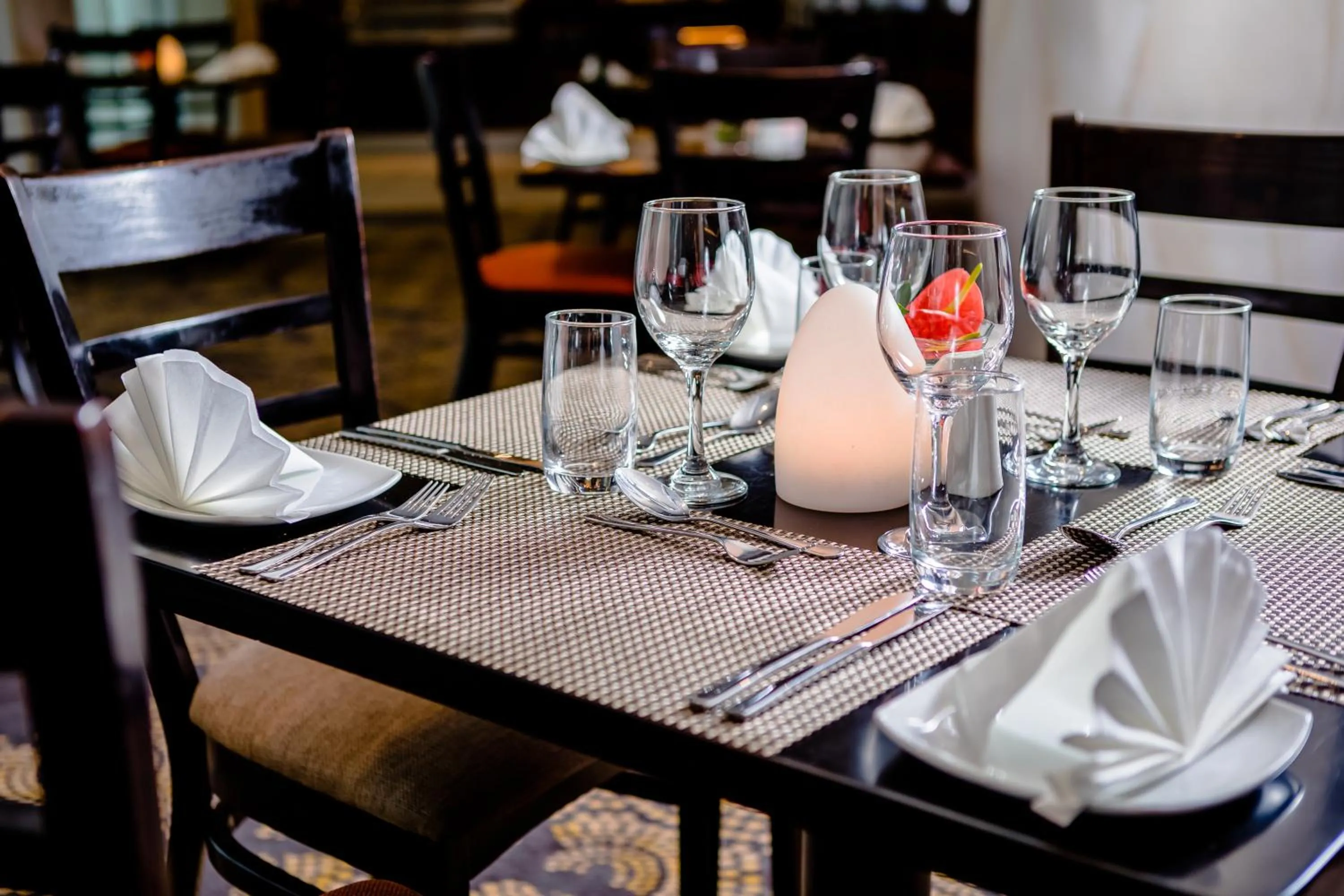 Restaurant/places to eat in Southern Sun Sandton