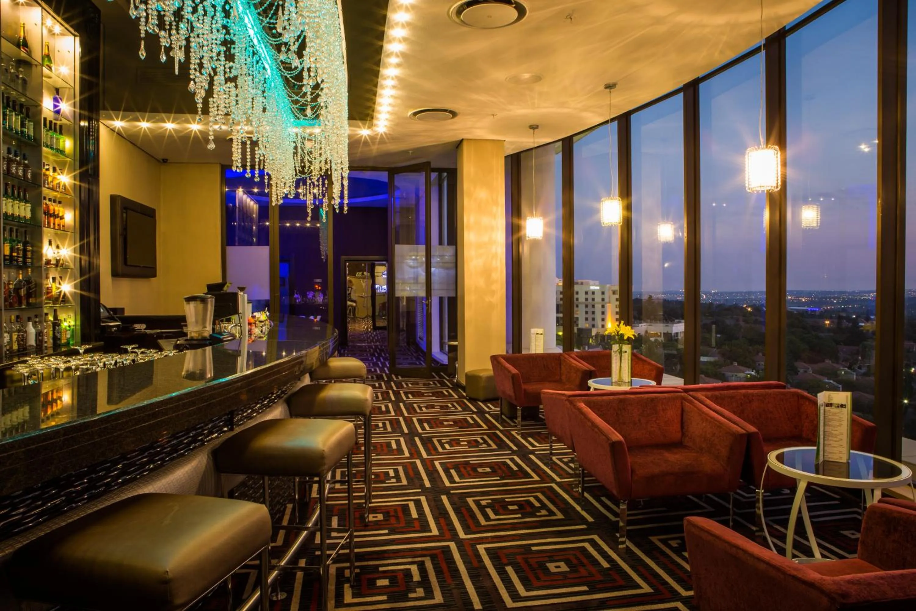 Lounge or bar in Southern Sun Sandton