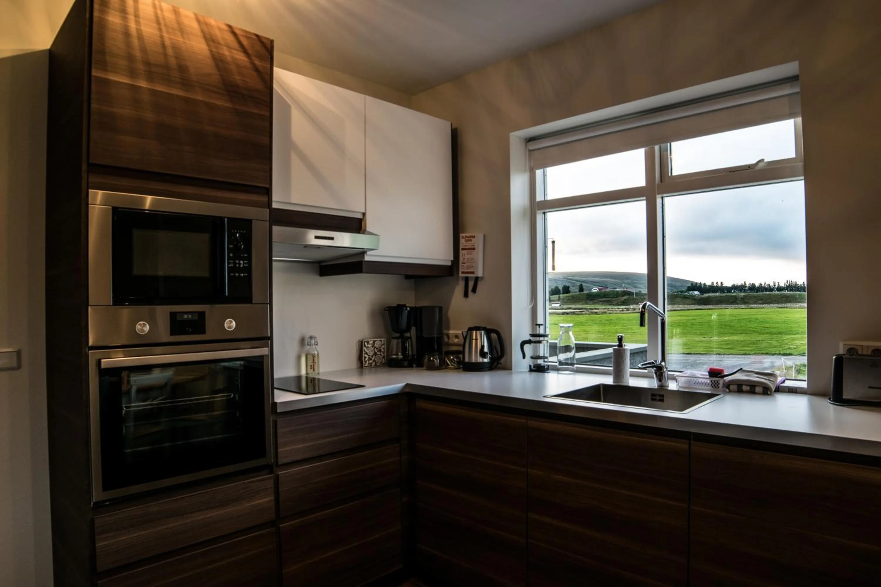 Kitchen or kitchenette in Breidamyri Farm Apartments