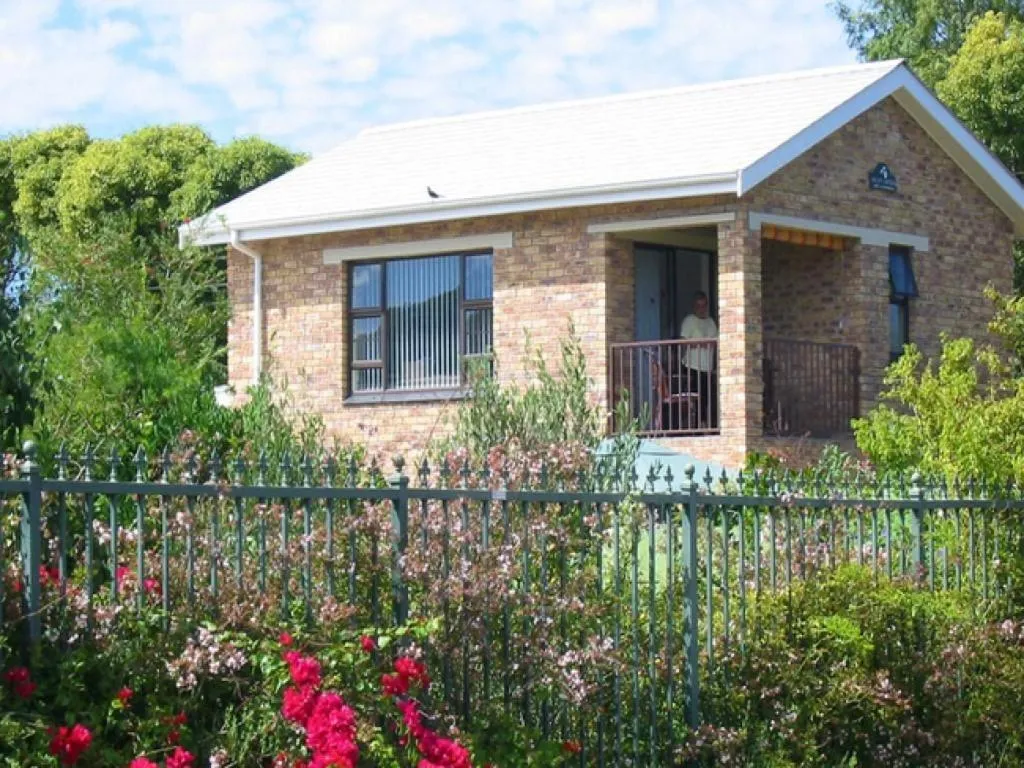 Property building in Ascot Gardens Self Catering