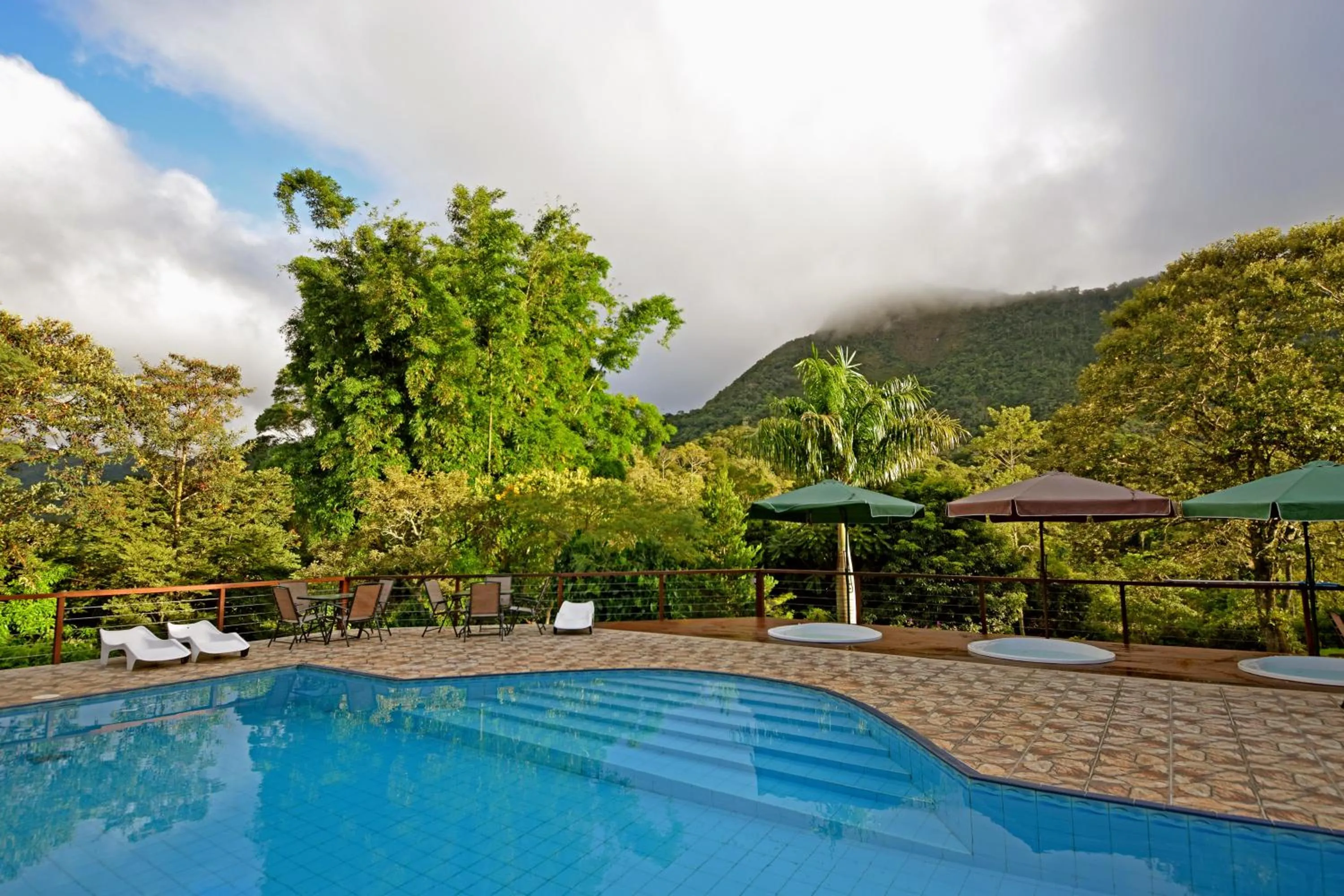 Mountain view in Alta Colina Chalés