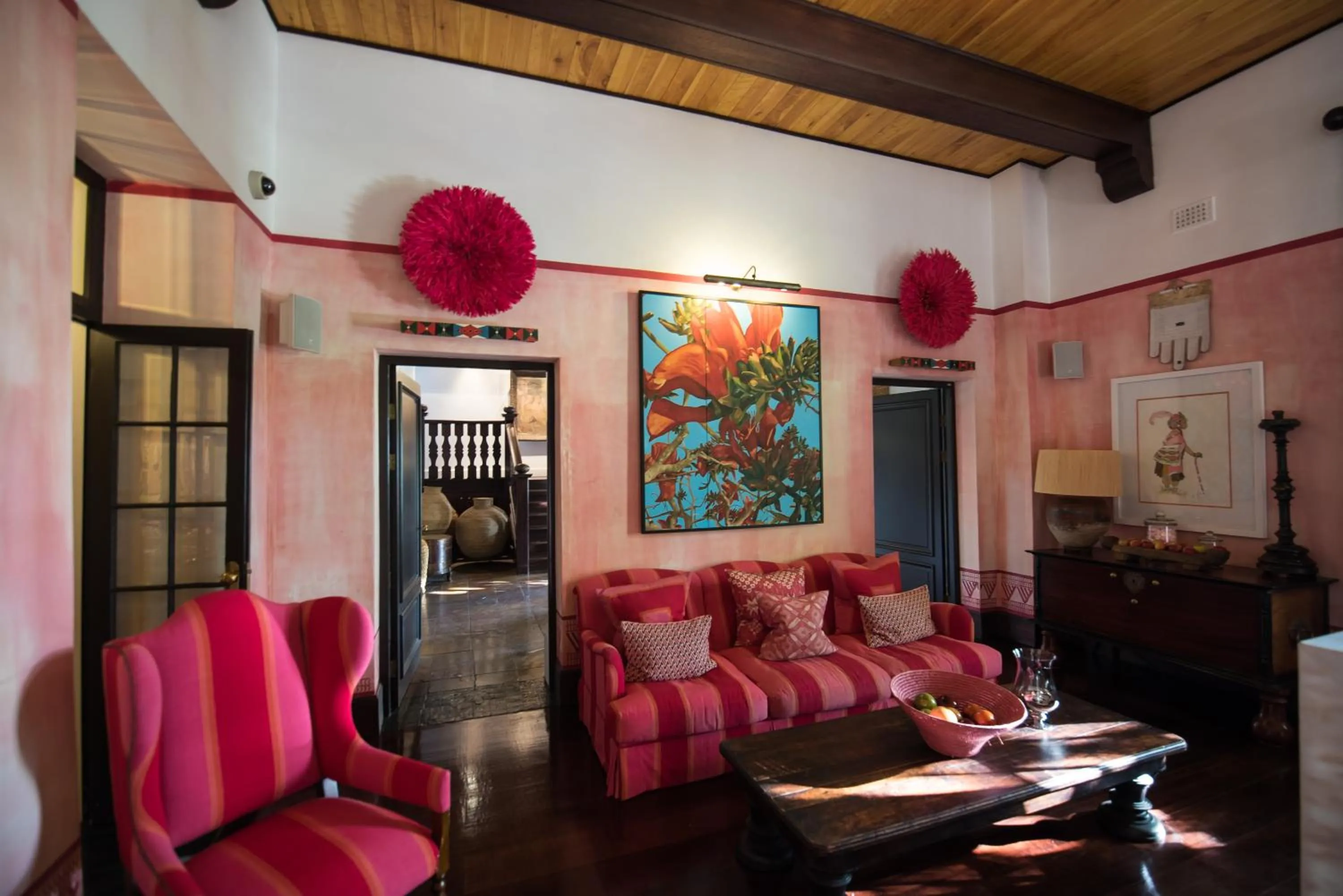 Lounge or bar in Hout Bay Manor