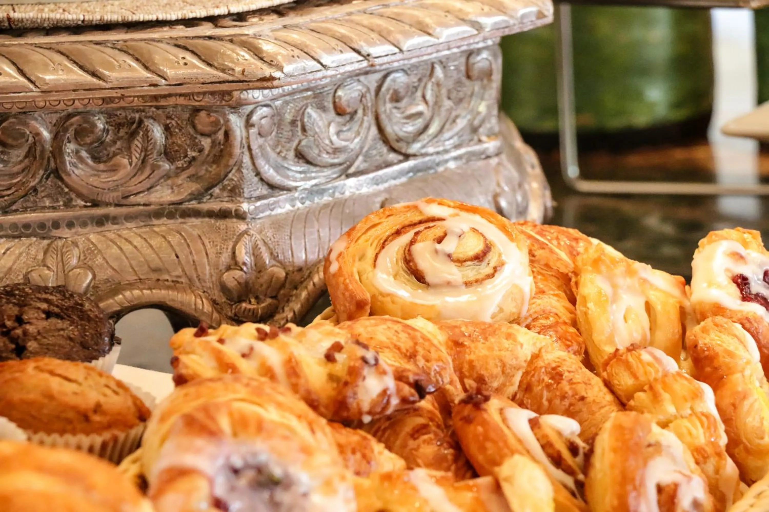 Buffet breakfast in Hout Bay Manor